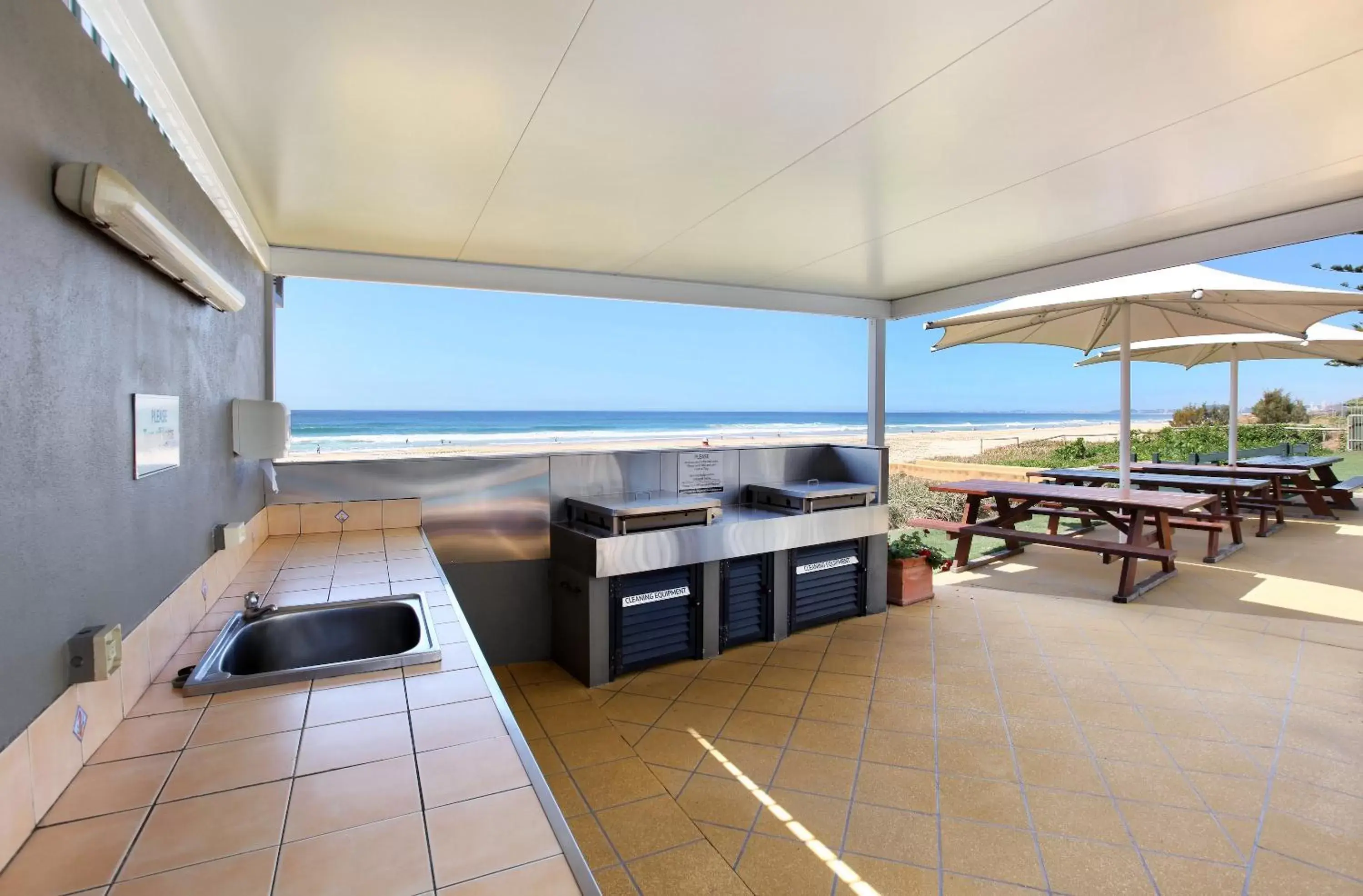 BBQ facilities, Kitchen/Kitchenette in The Breakers