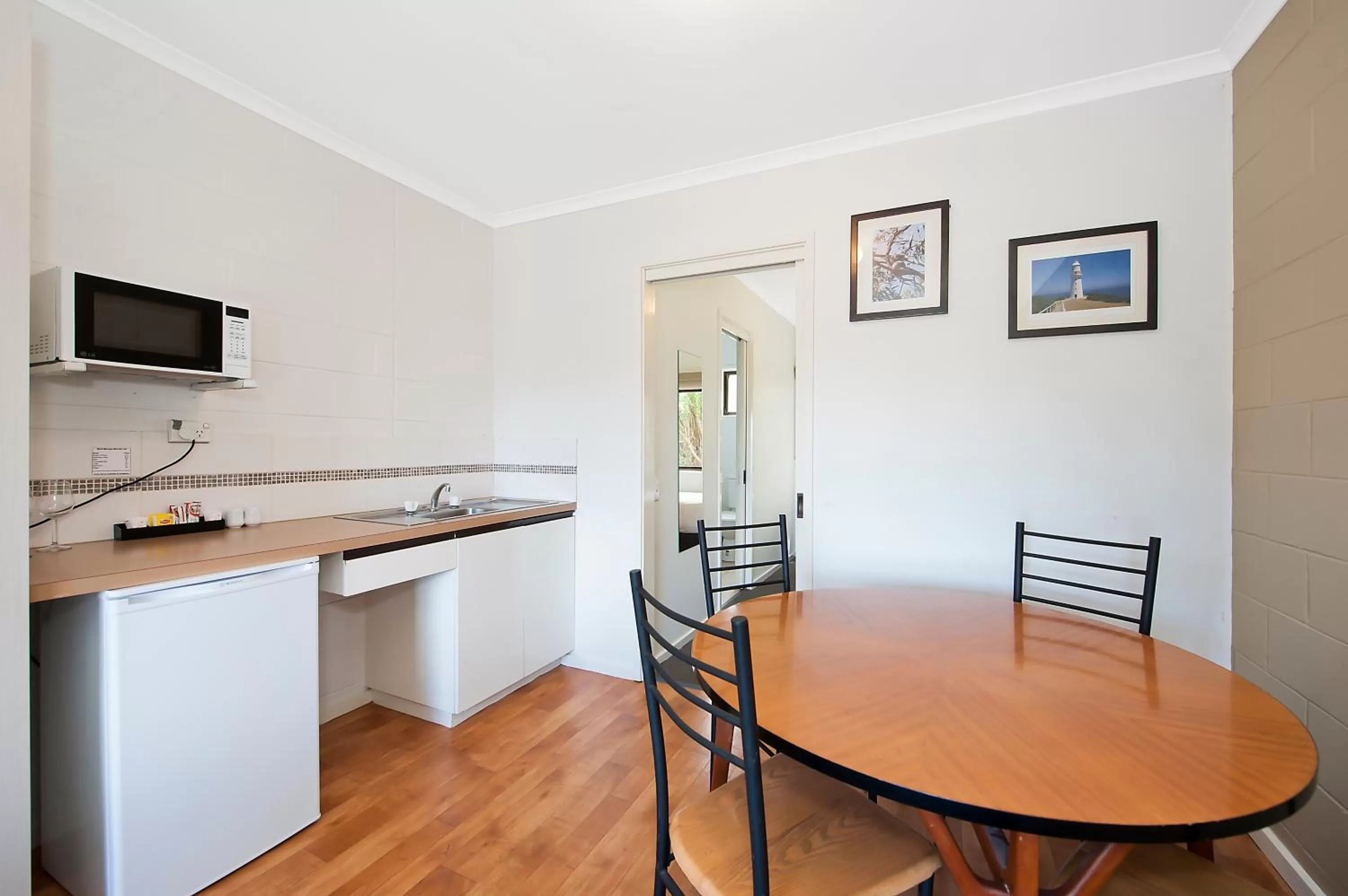 Kitchen or kitchenette in Motel Marengo