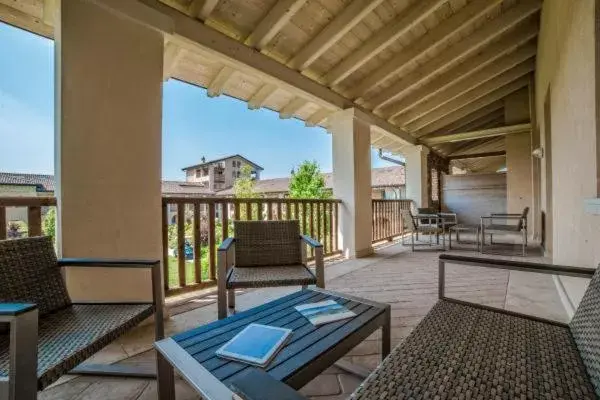 Balcony/Terrace in Chervò Golf Hotel Spa, Resort & Apartment San Vigilio