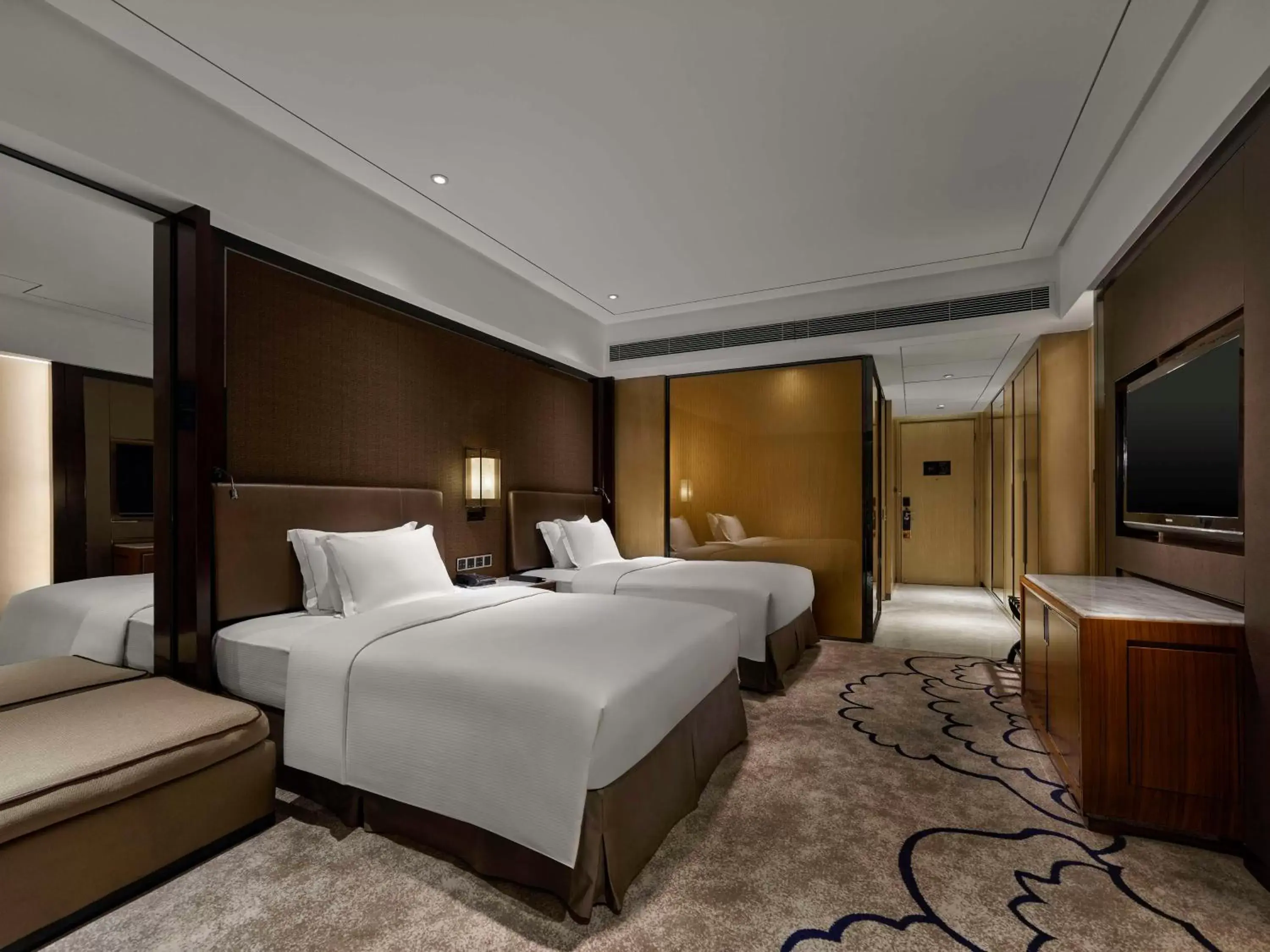 Bed in Hilton Zhongshan Downtown