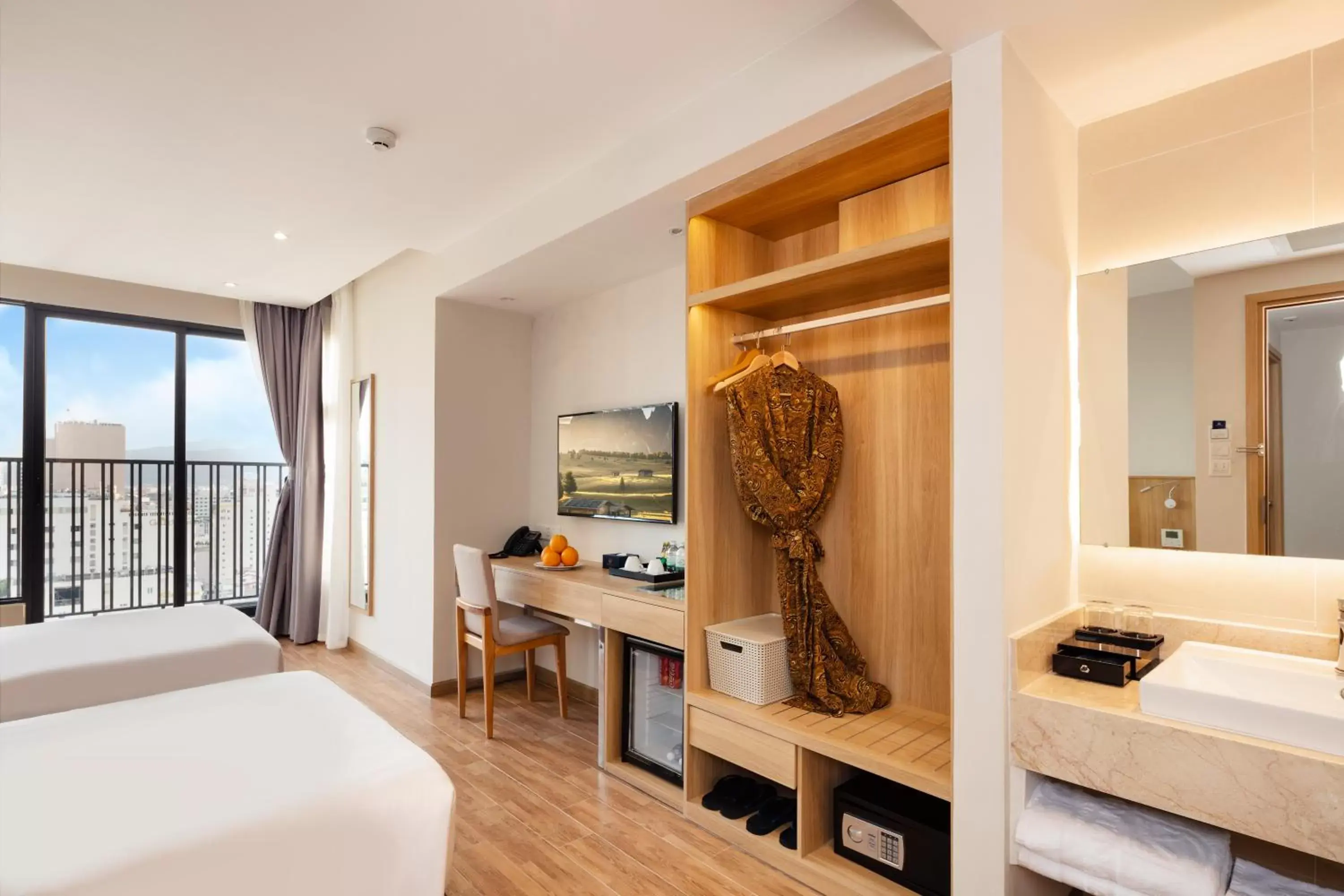 Property building, Bed in VENTANA NHA TRANG HOTEL Property building, Bed in VENTANA NHA TRANG HOTEL