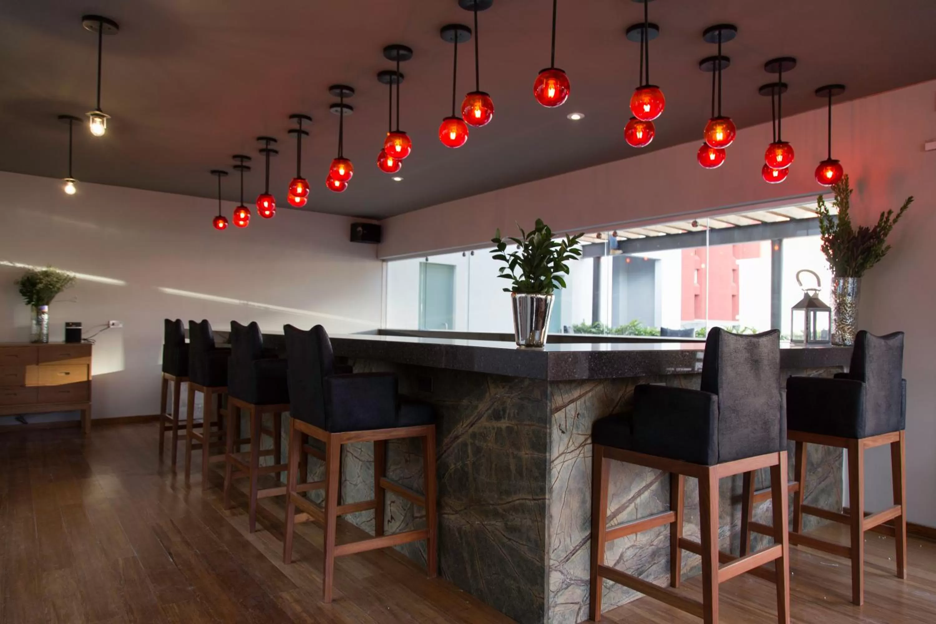 Property building in Hotel Love It CAS Consulado