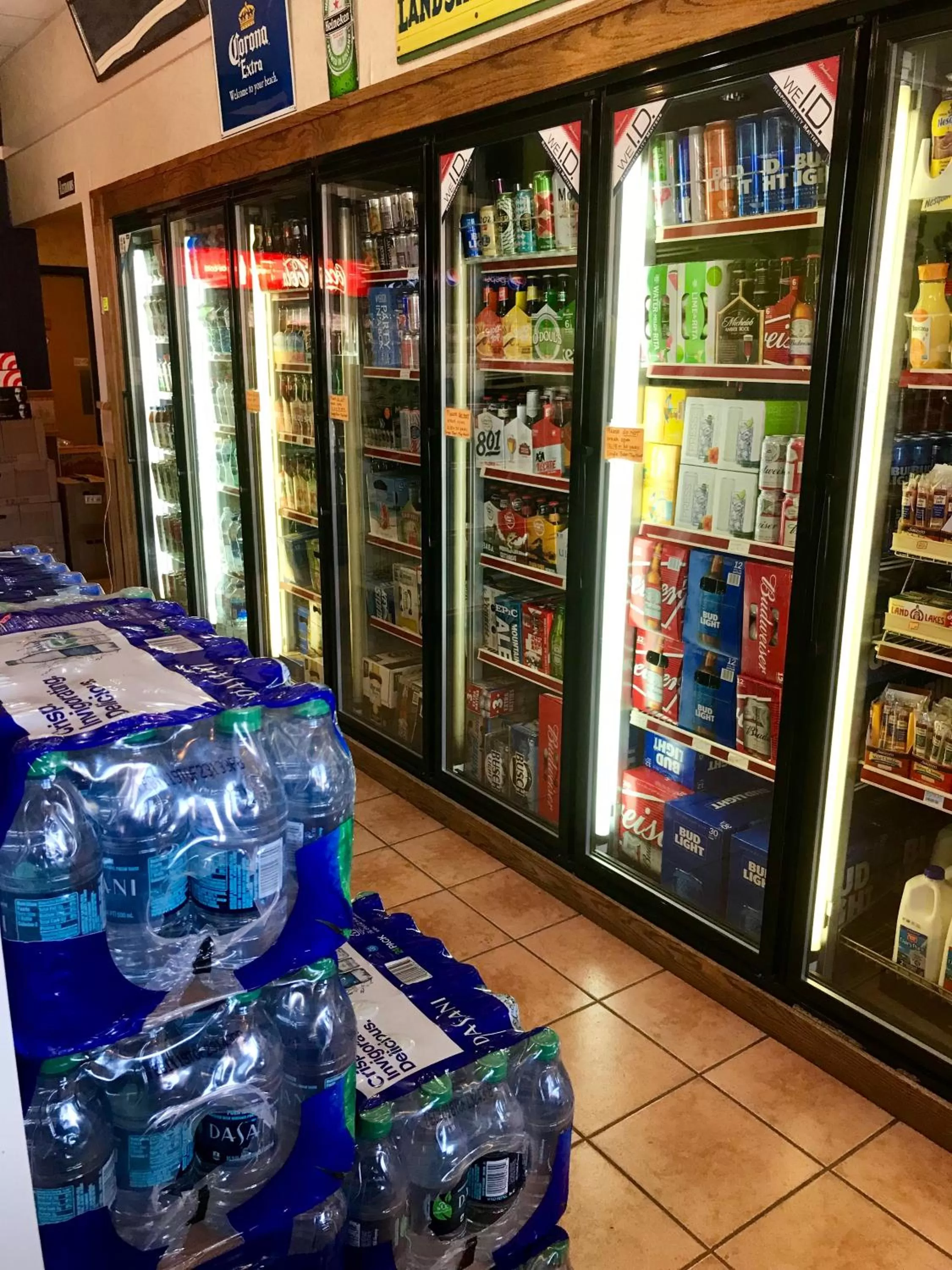 On-site shops in The Noor Hotel