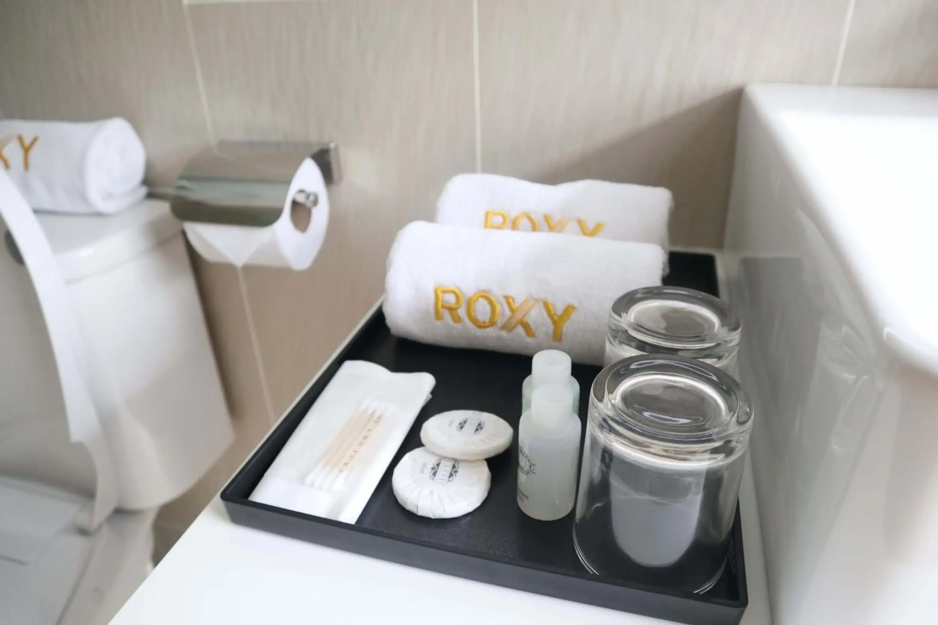 Bathroom in Roxy Hotel Padungan