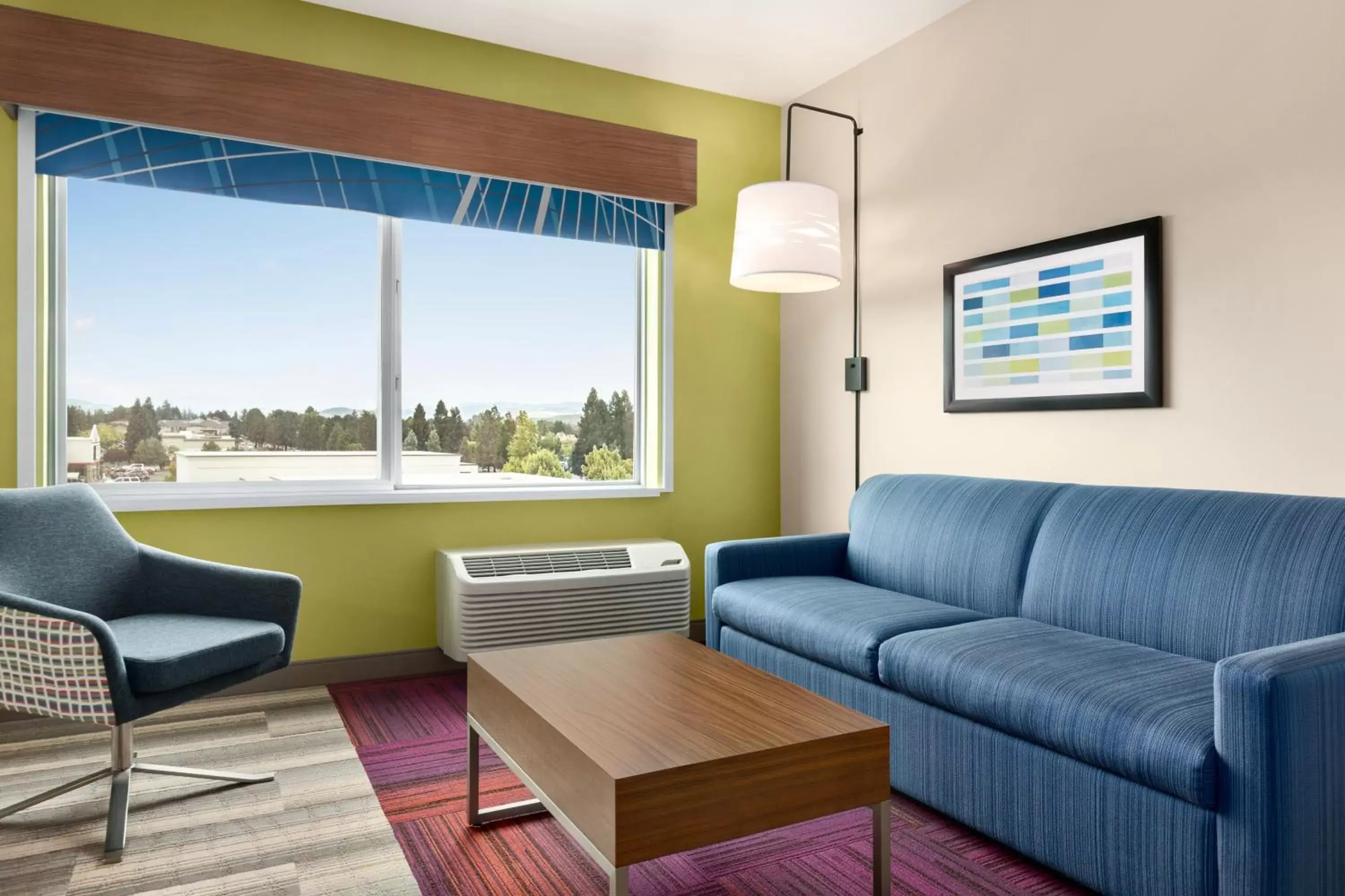 Seating Area in Holiday Inn Express & Suites - Ukiah, an IHG Hotel