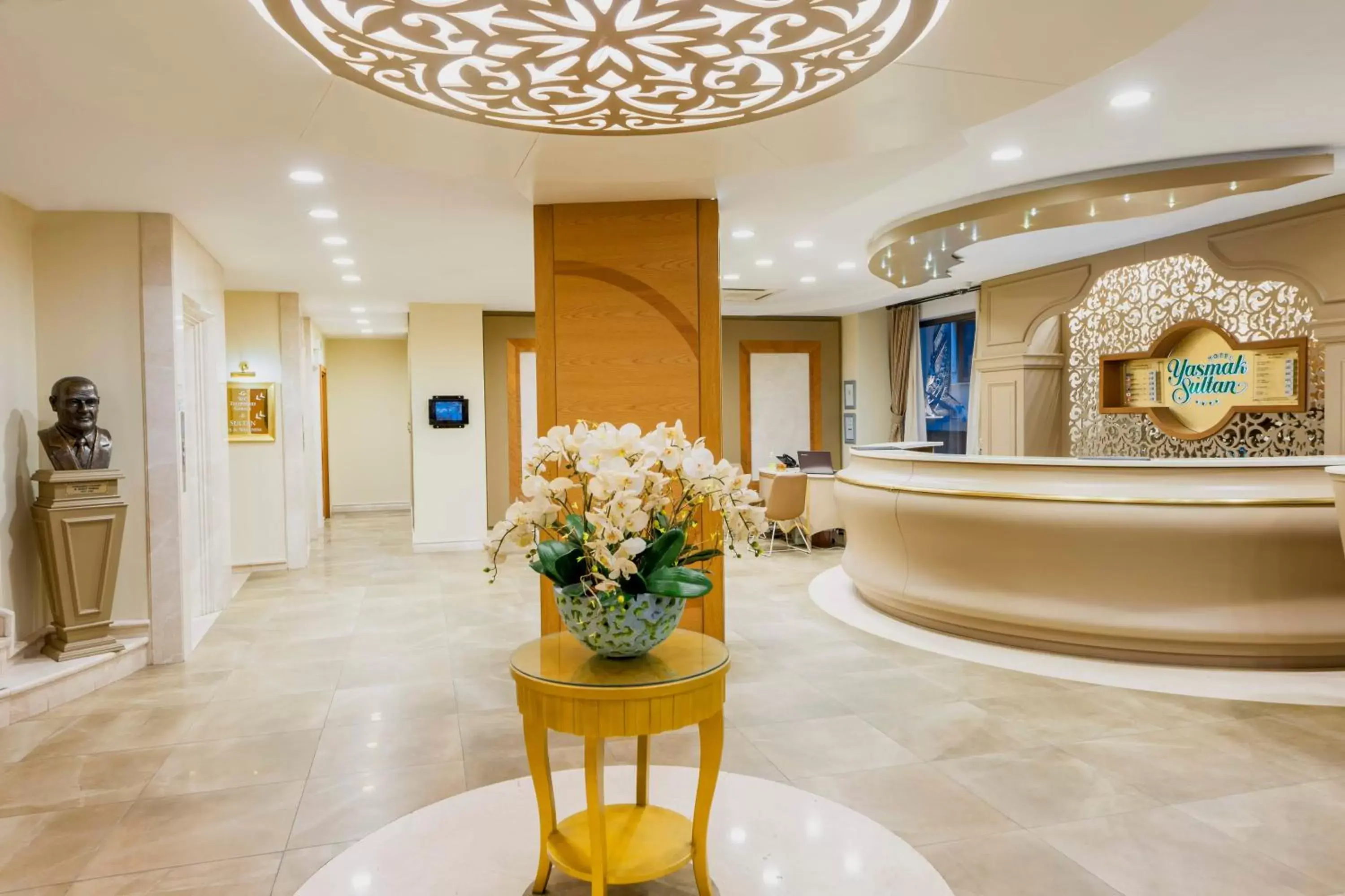 Lobby or reception, Lobby/Reception in Hotel Yasmak Sultan