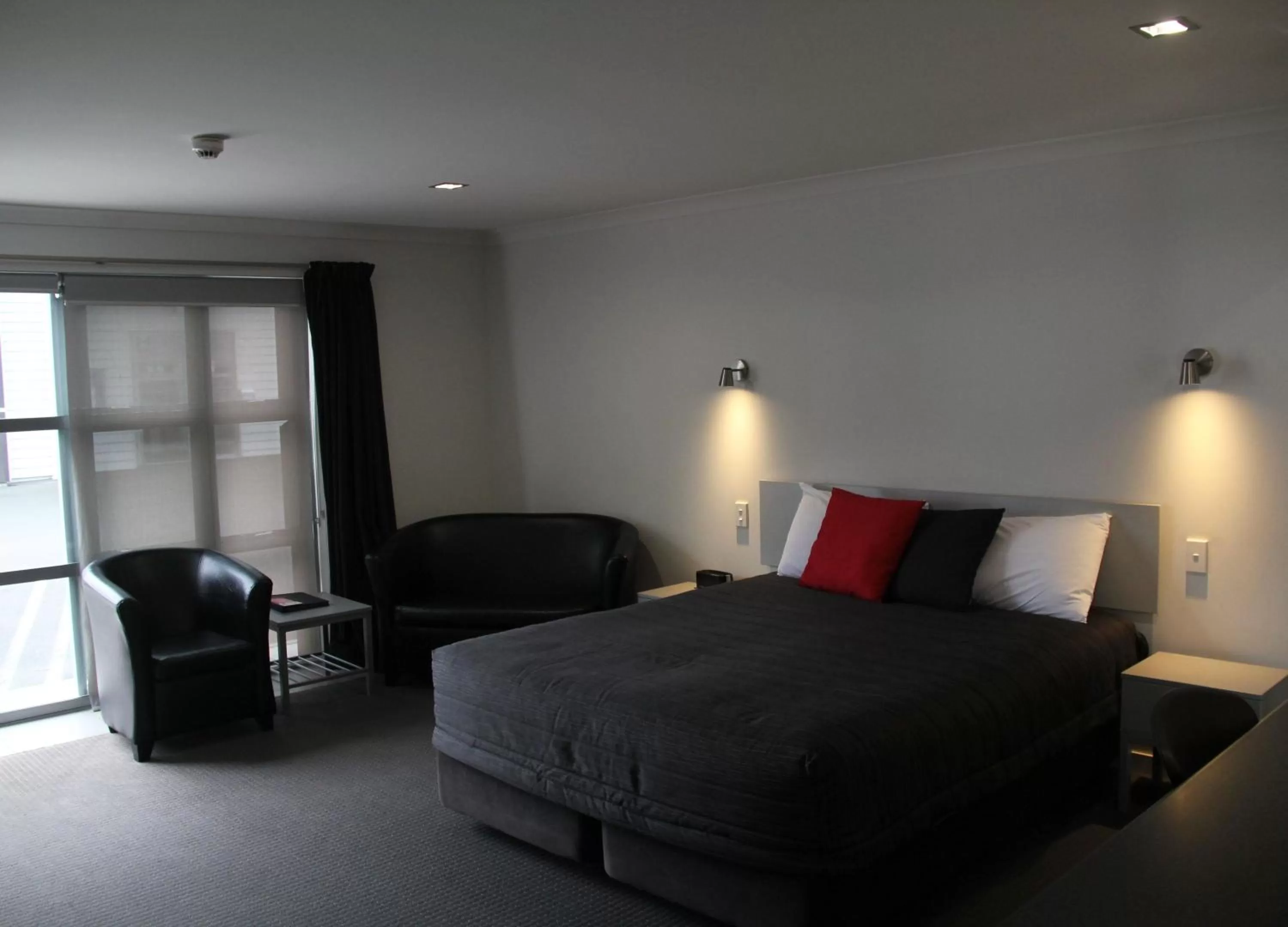 Bedroom, Bed in Pukekura Motor Lodge