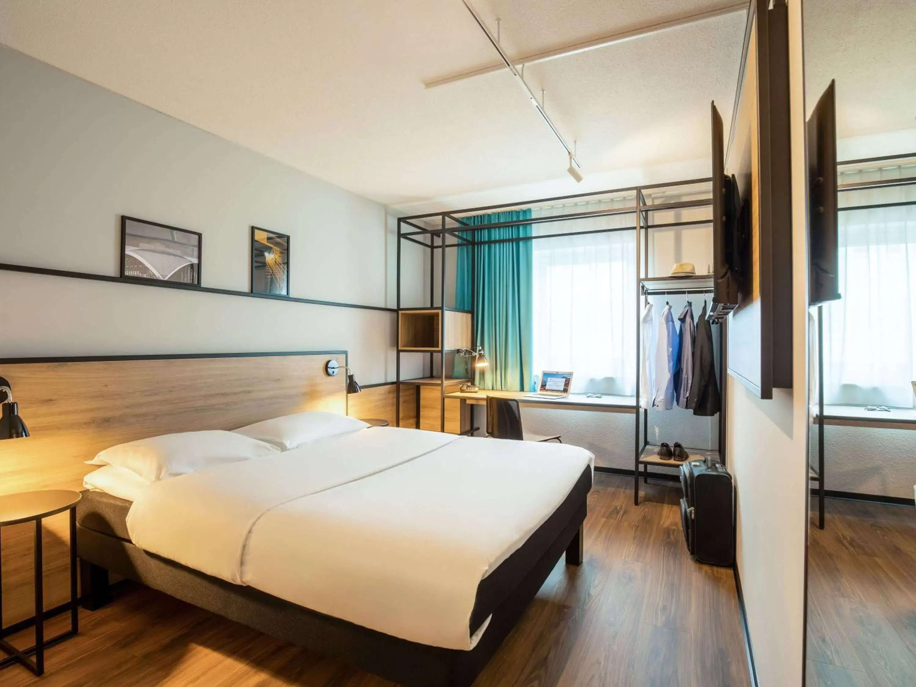 Bedroom in ibis Hotel Dortmund City