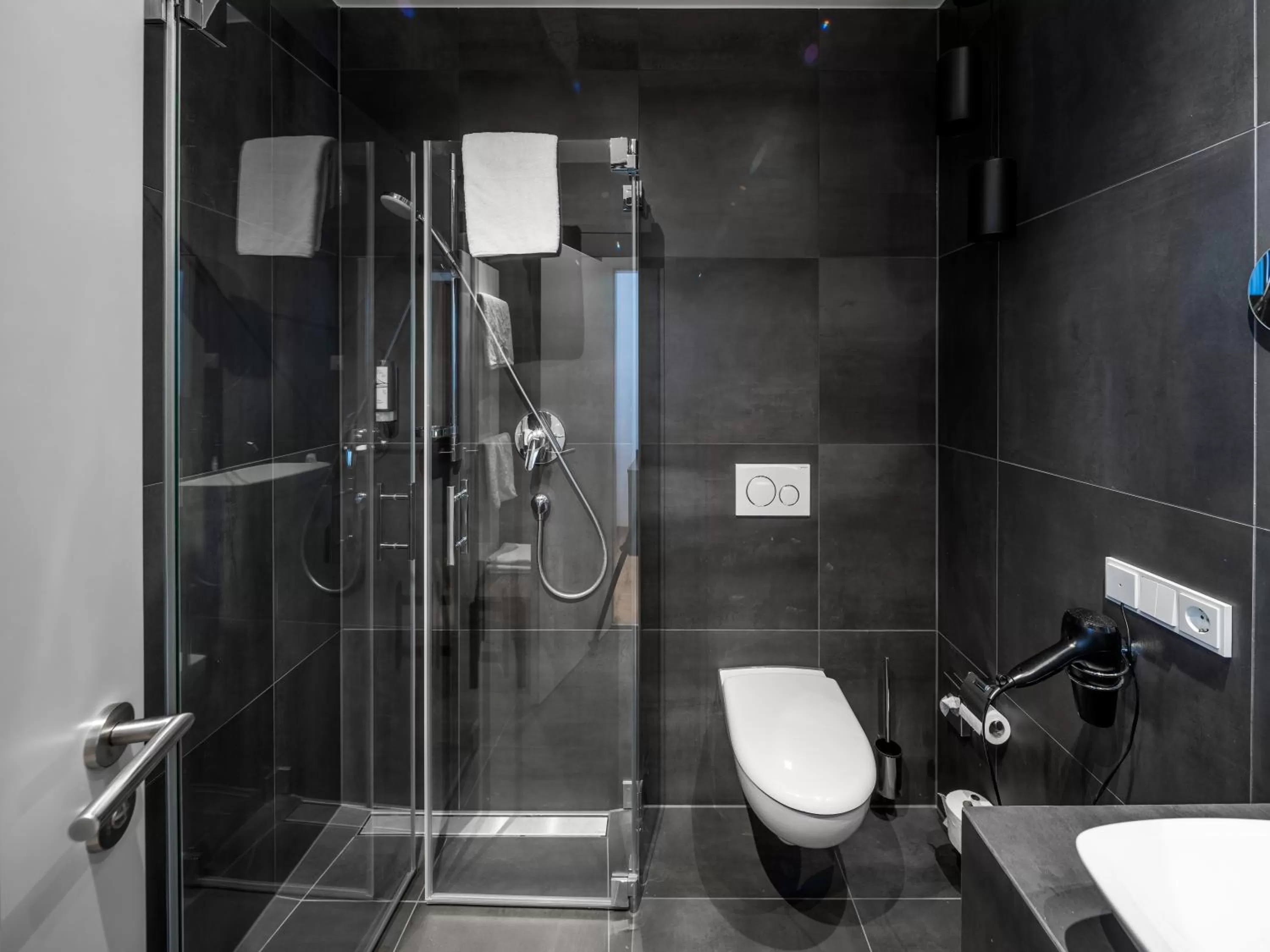 Shower in acor Boutique Hotel