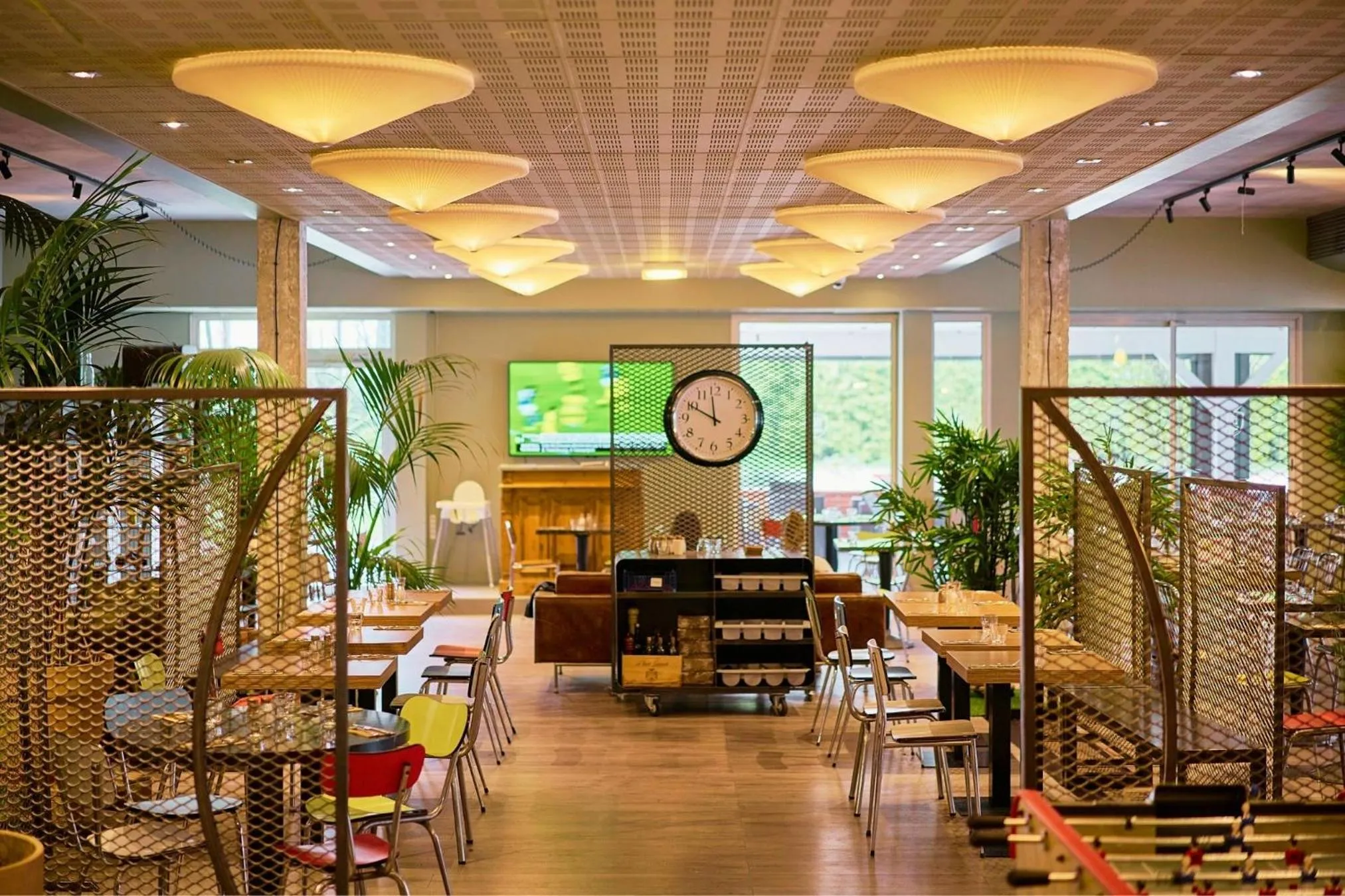 Restaurant/places to eat in Sporting House Hôtel