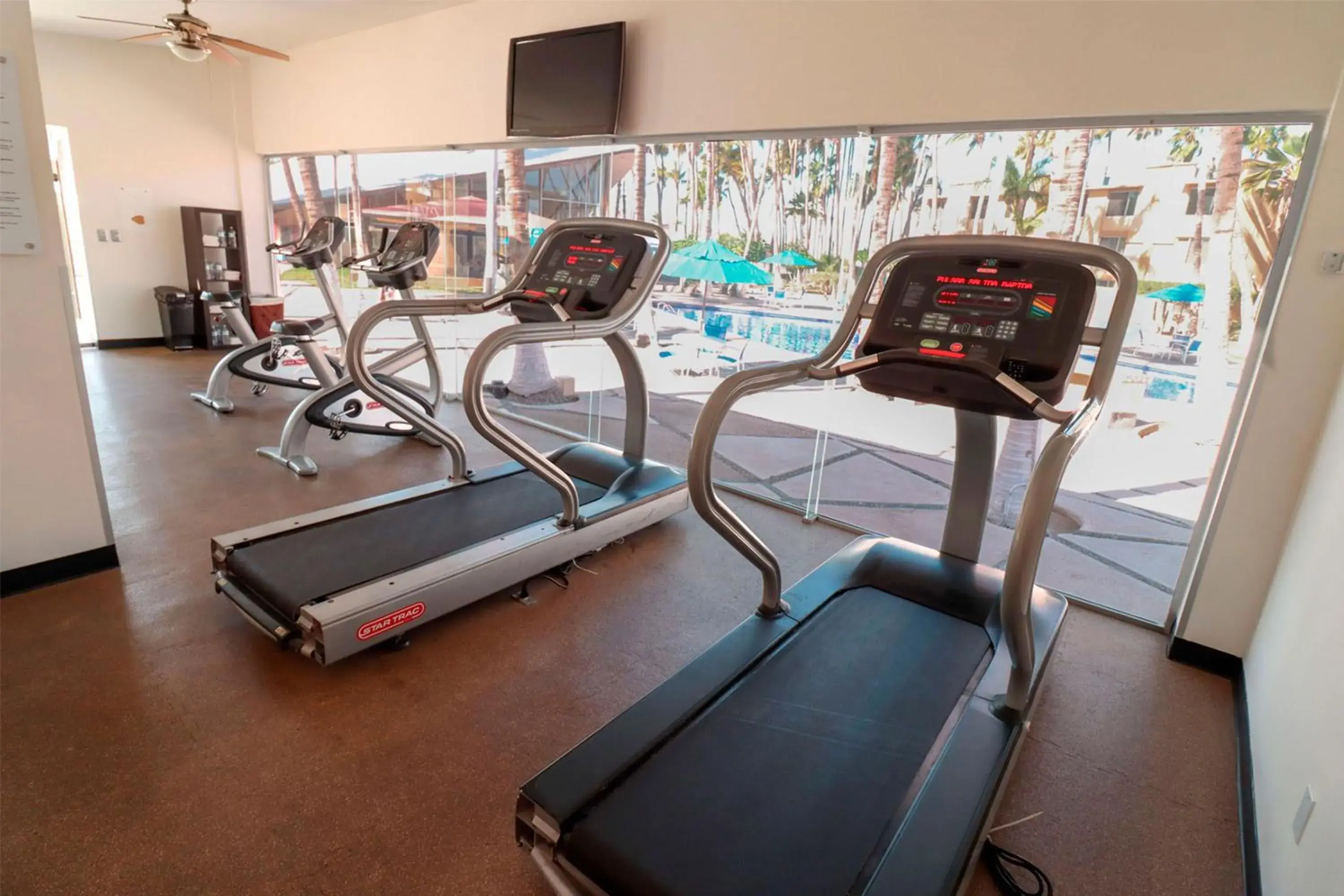 Fitness centre/facilities, Fitness Center/Facilities in Araiza Palmira Hotel y Centro de Convenciones