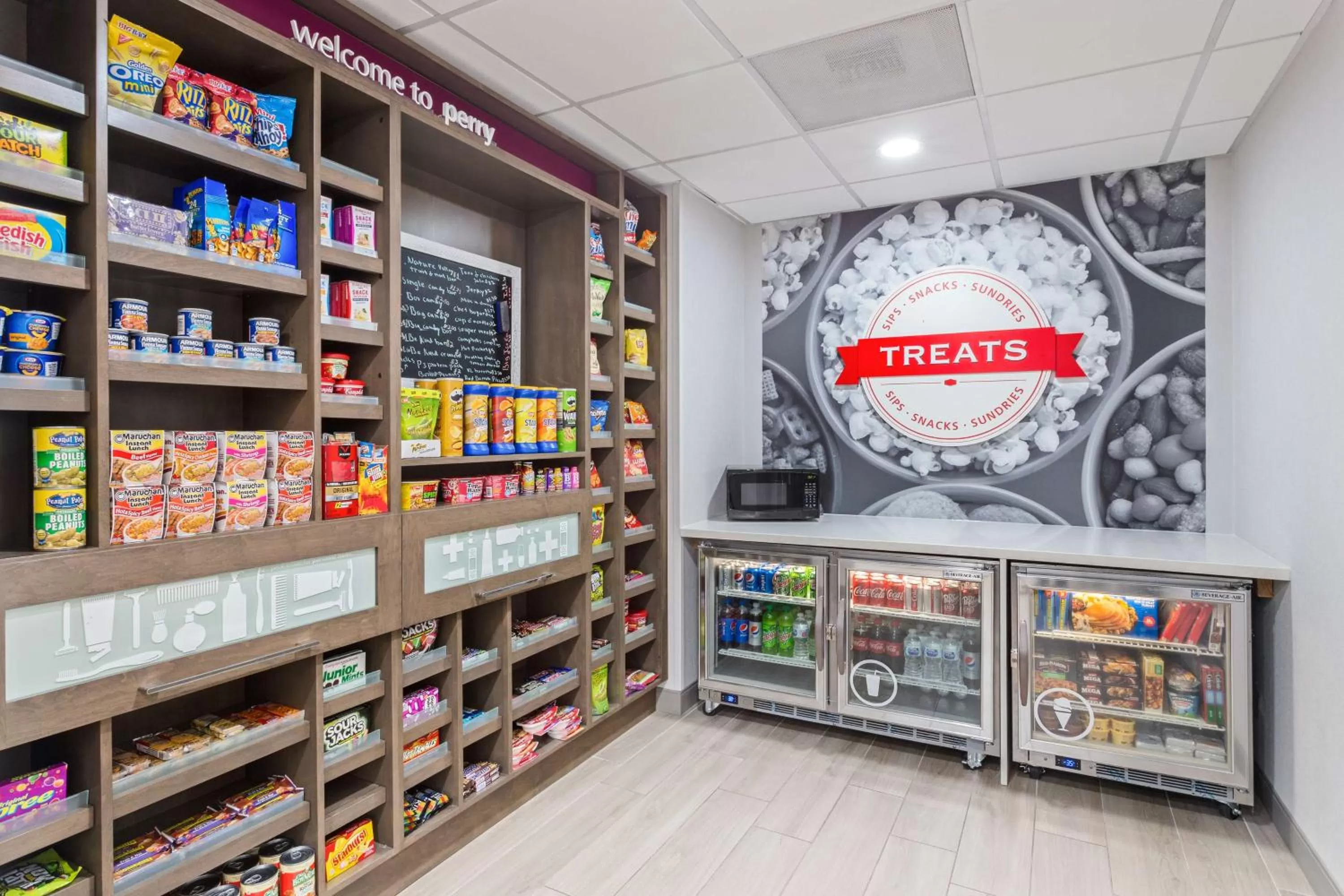 Restaurant/places to eat in Hampton Inn Perry