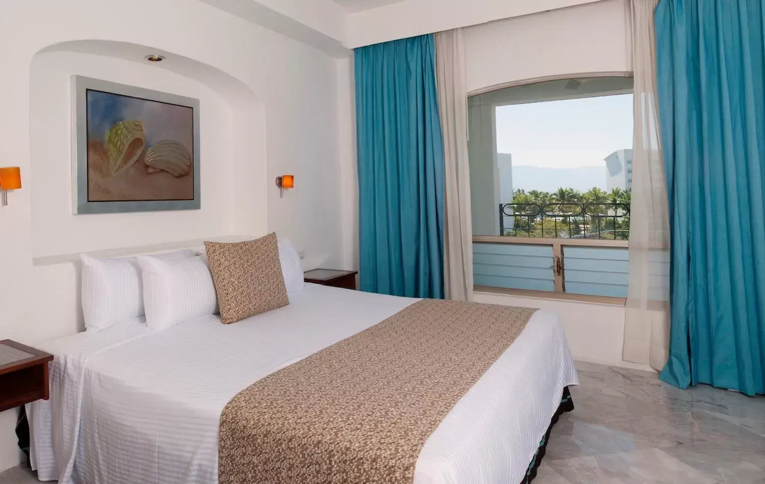 Bed in Vamar Vallarta Marina & Beach Resort