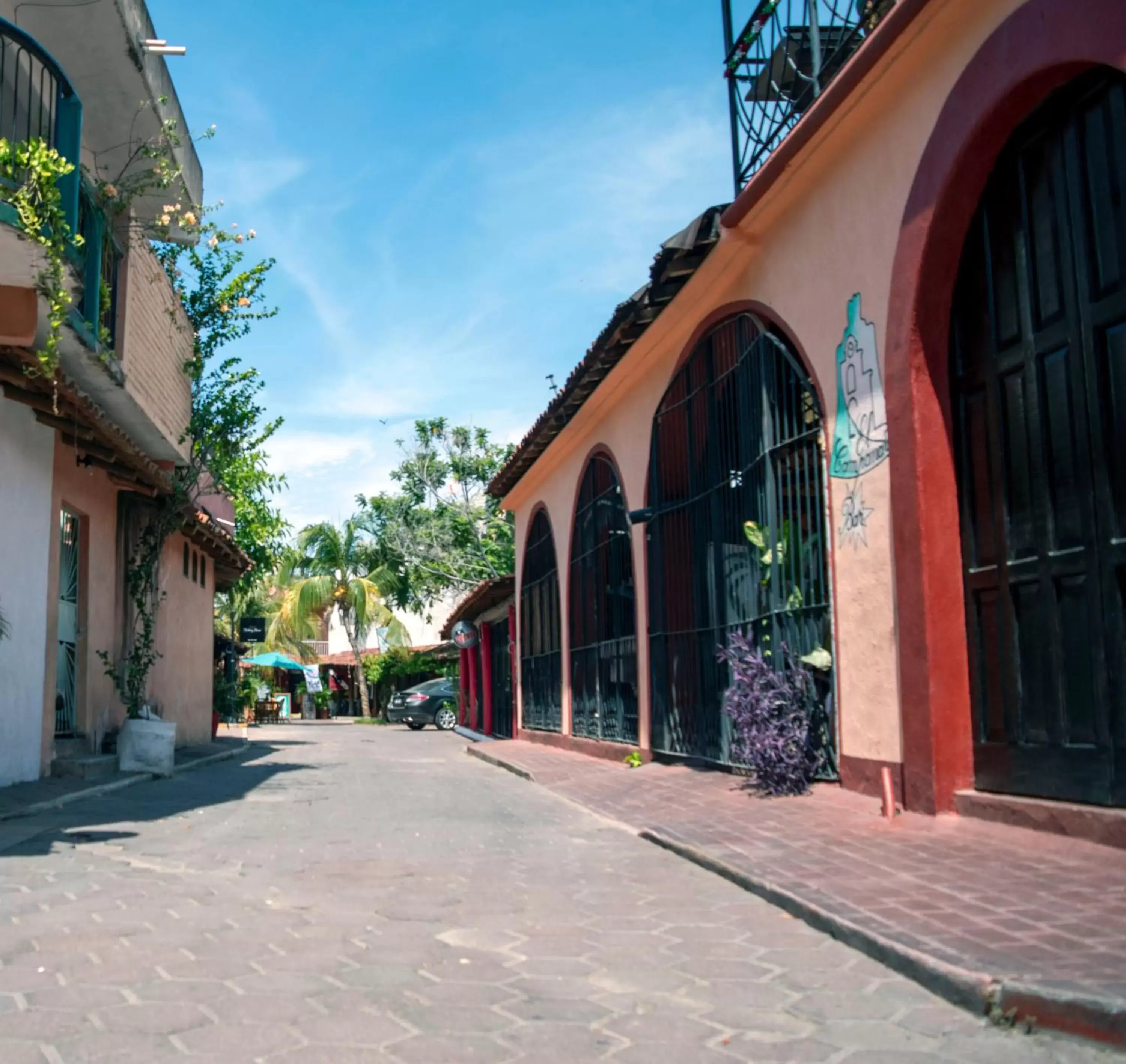 Neighbourhood, Property Building in Isabel Suites