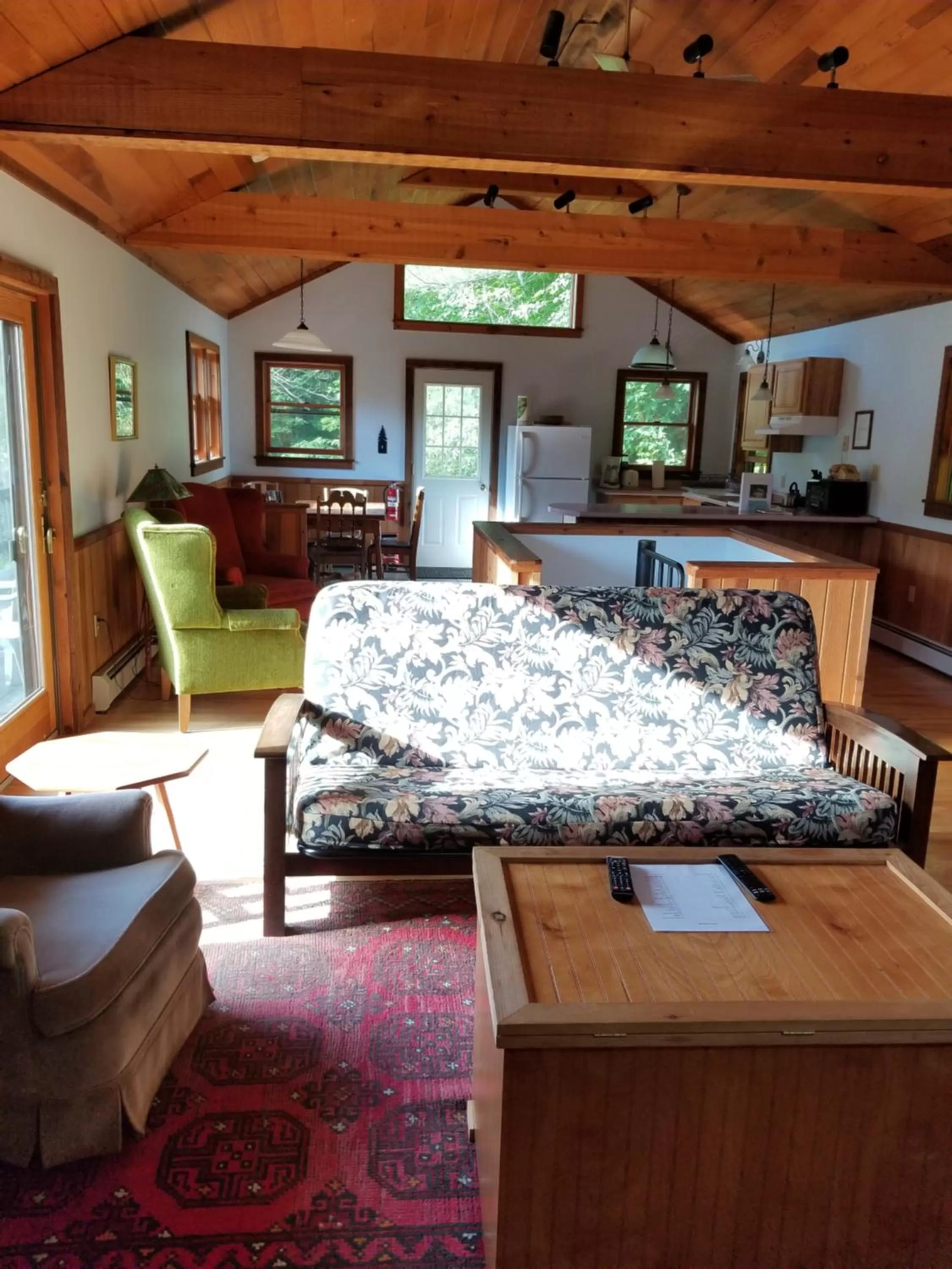 Living room, Seating Area in Trails End Inn