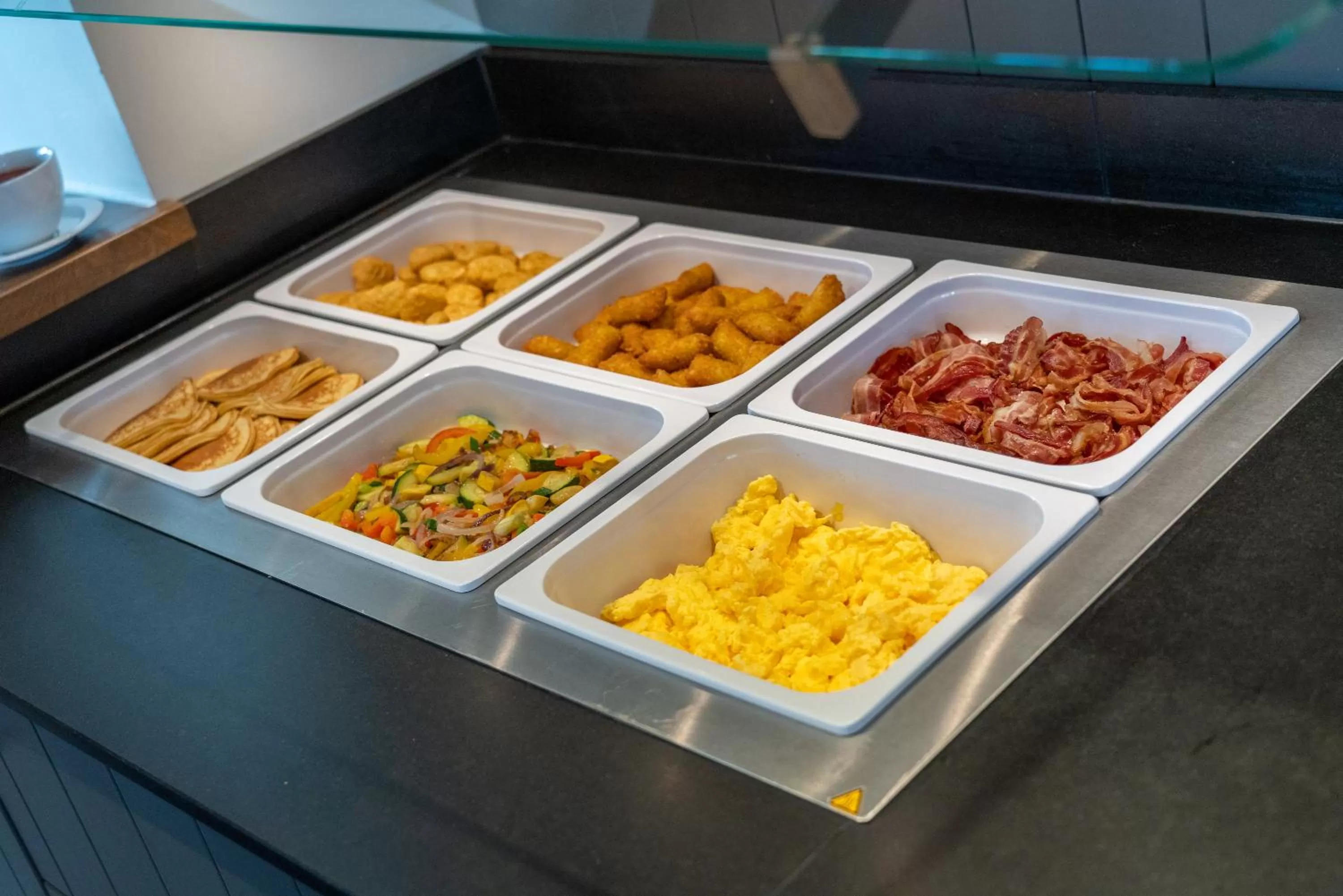 Food in Nymphe Strandhotel & Apartments