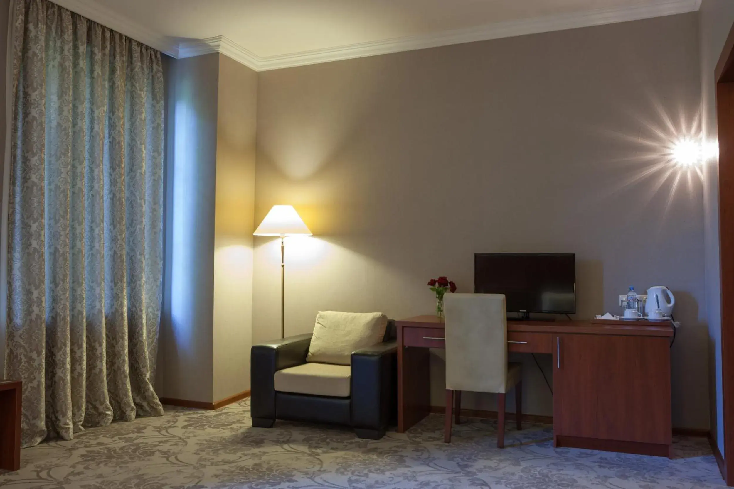 Bedroom, Seating Area in Hotel Astoria Tbilisi