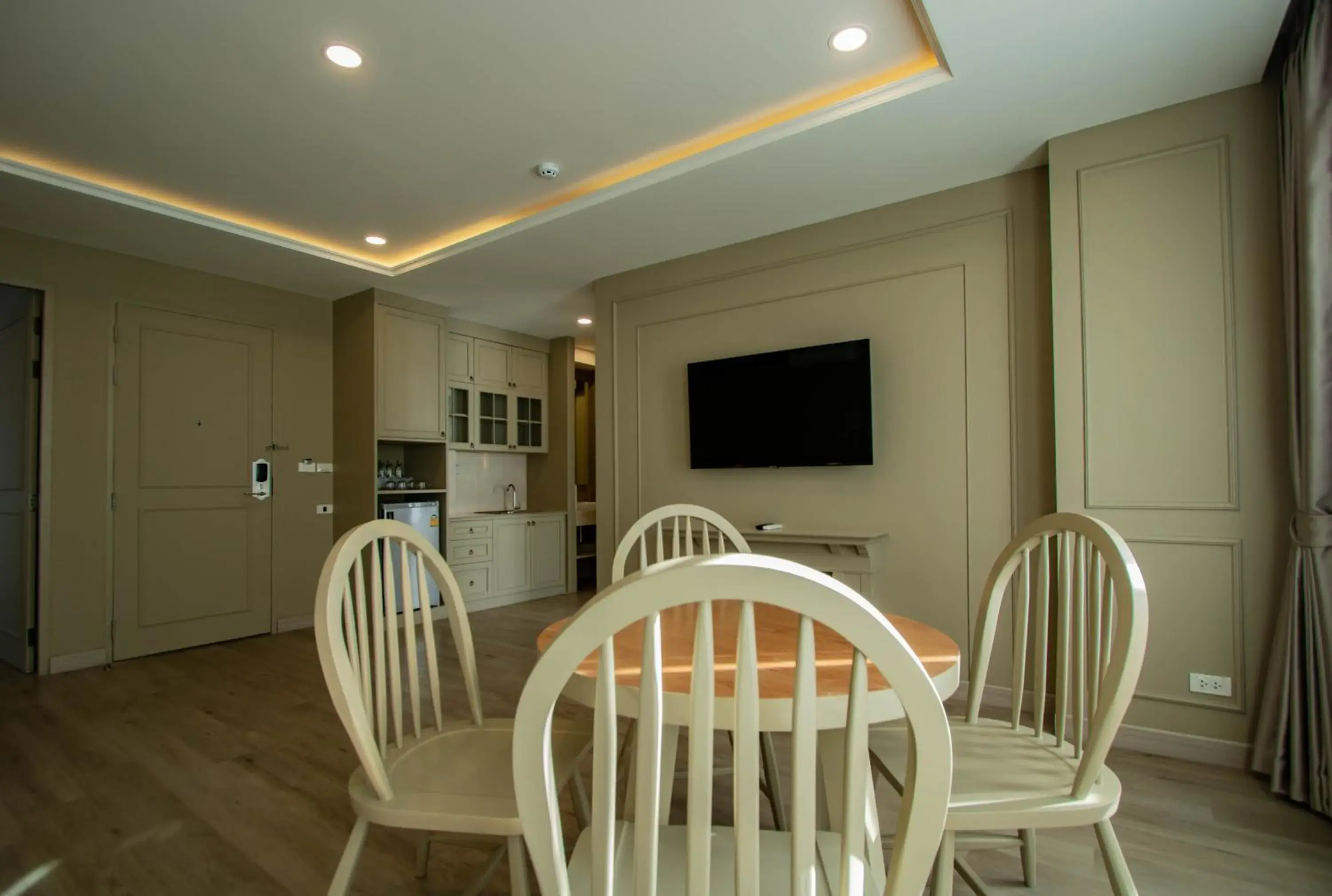 Seating area, Dining Area in Eurana Boutique Hotel