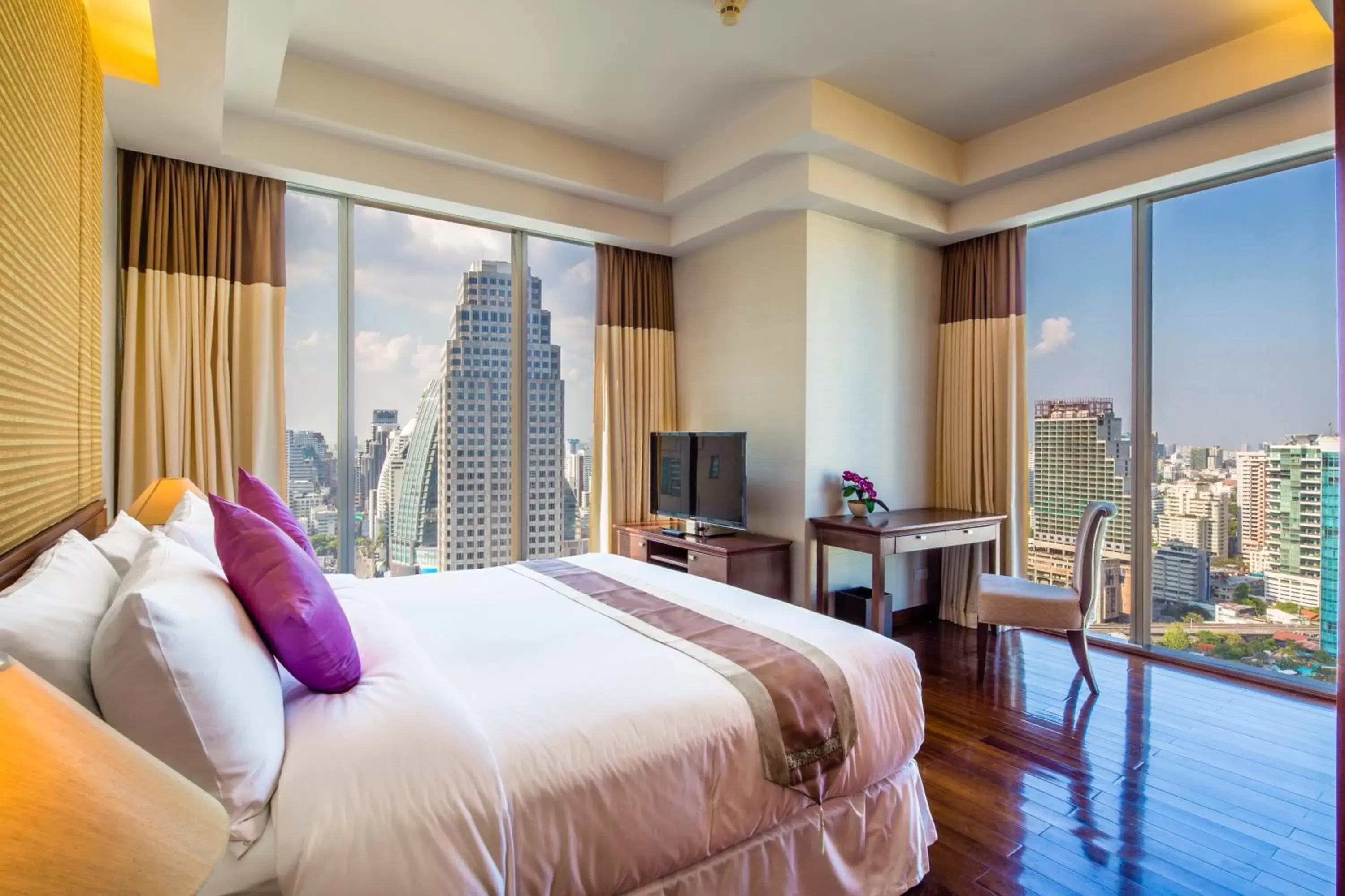 Bedroom in Column Bangkok Hotel