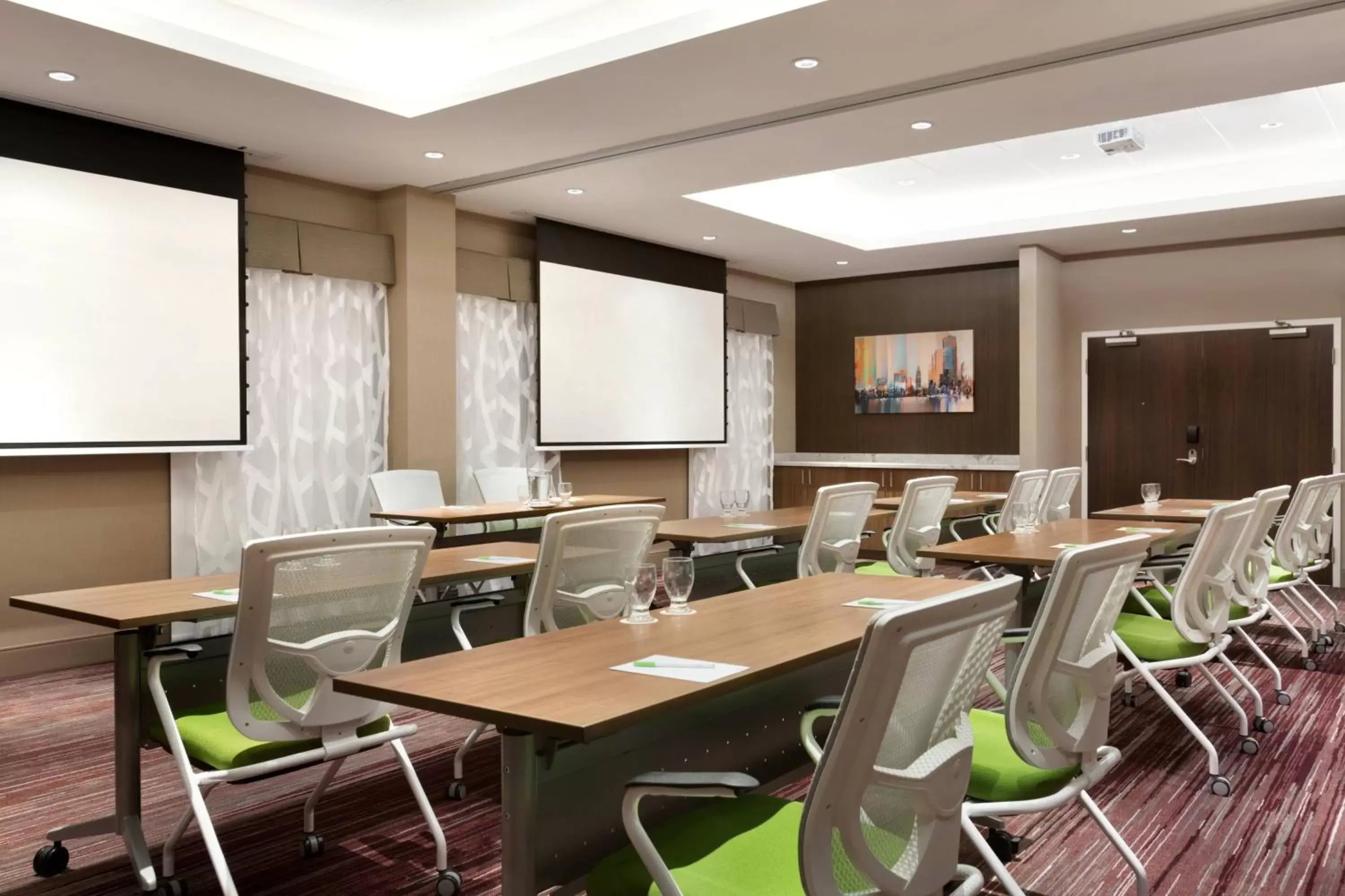 Meeting/conference room in Courtyard by Marriott Toronto Mississauga/West