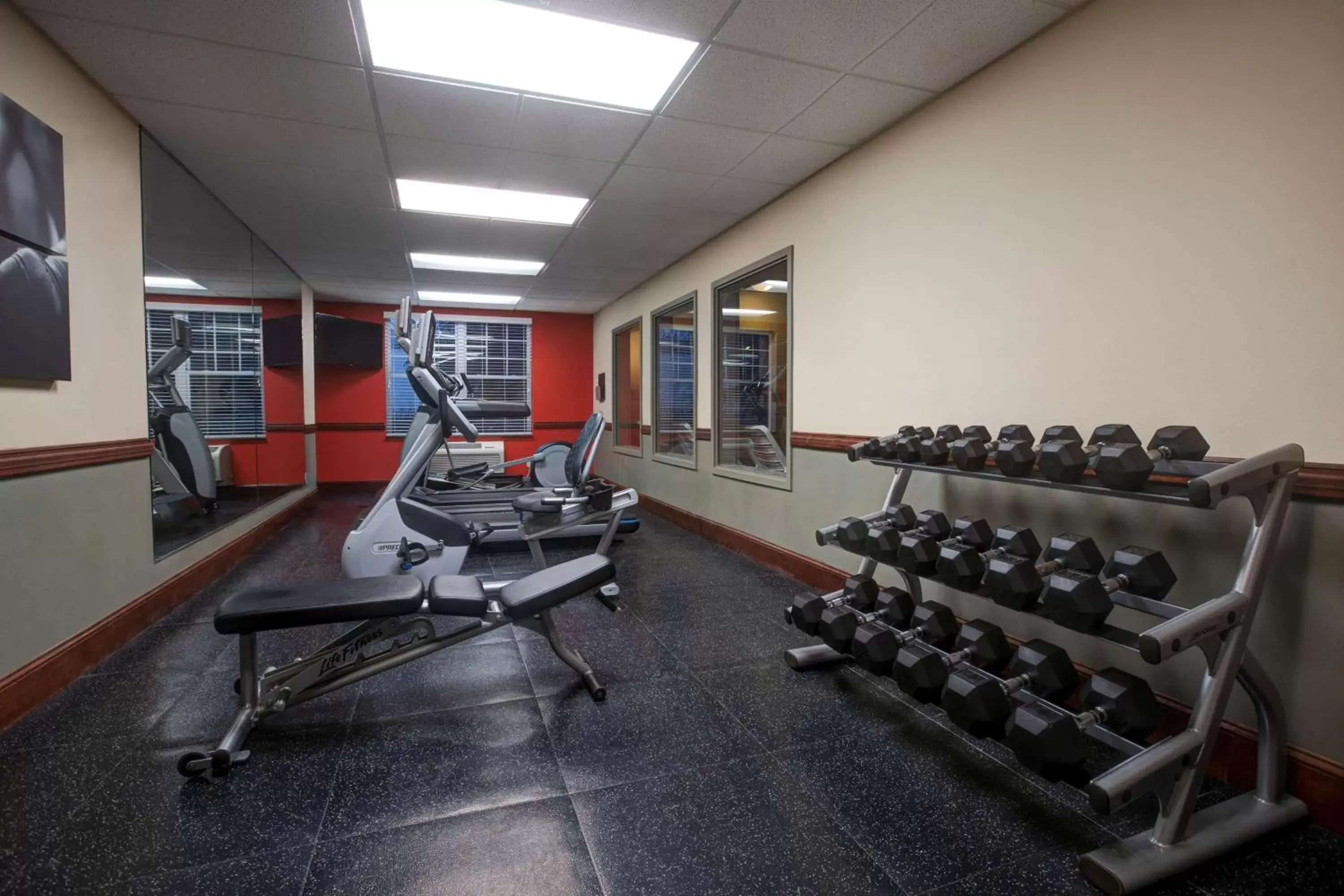 Activities, Fitness Center/Facilities in Country Inn & Suites by Radisson, Red Wing, MN