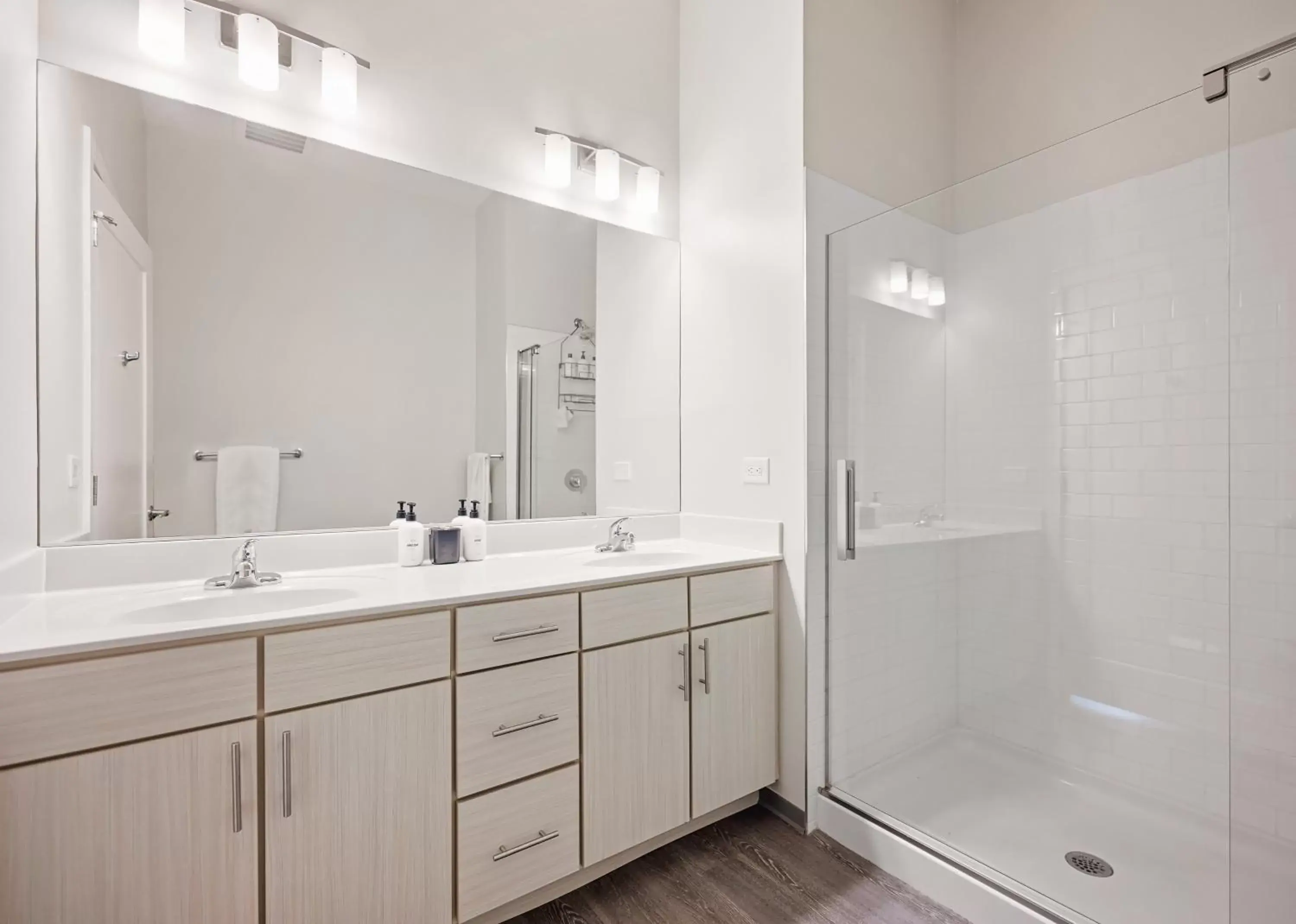 Bathroom in Placemakr Premier SoBro