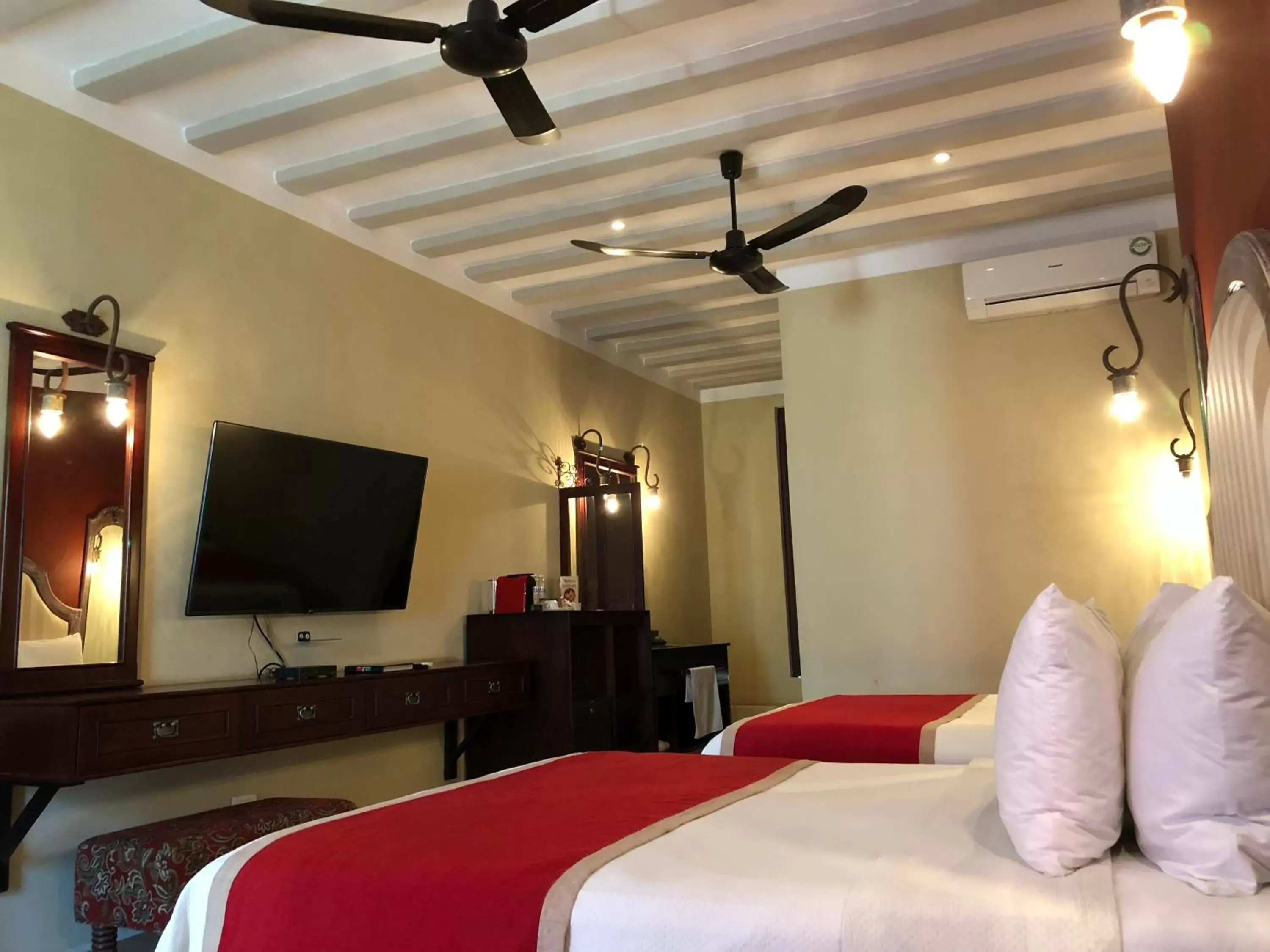 Double or Twin Room with City View in Casa Italia Luxury Guest House - Adults Only Double or Twin Room with City View in Casa Italia Luxury Guest House - Adults Only