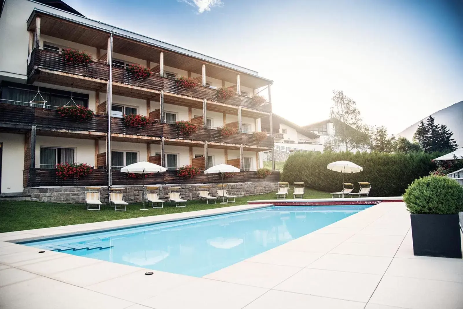 Garden, Swimming Pool in Kreativ Hotel Landhaus Schweigl