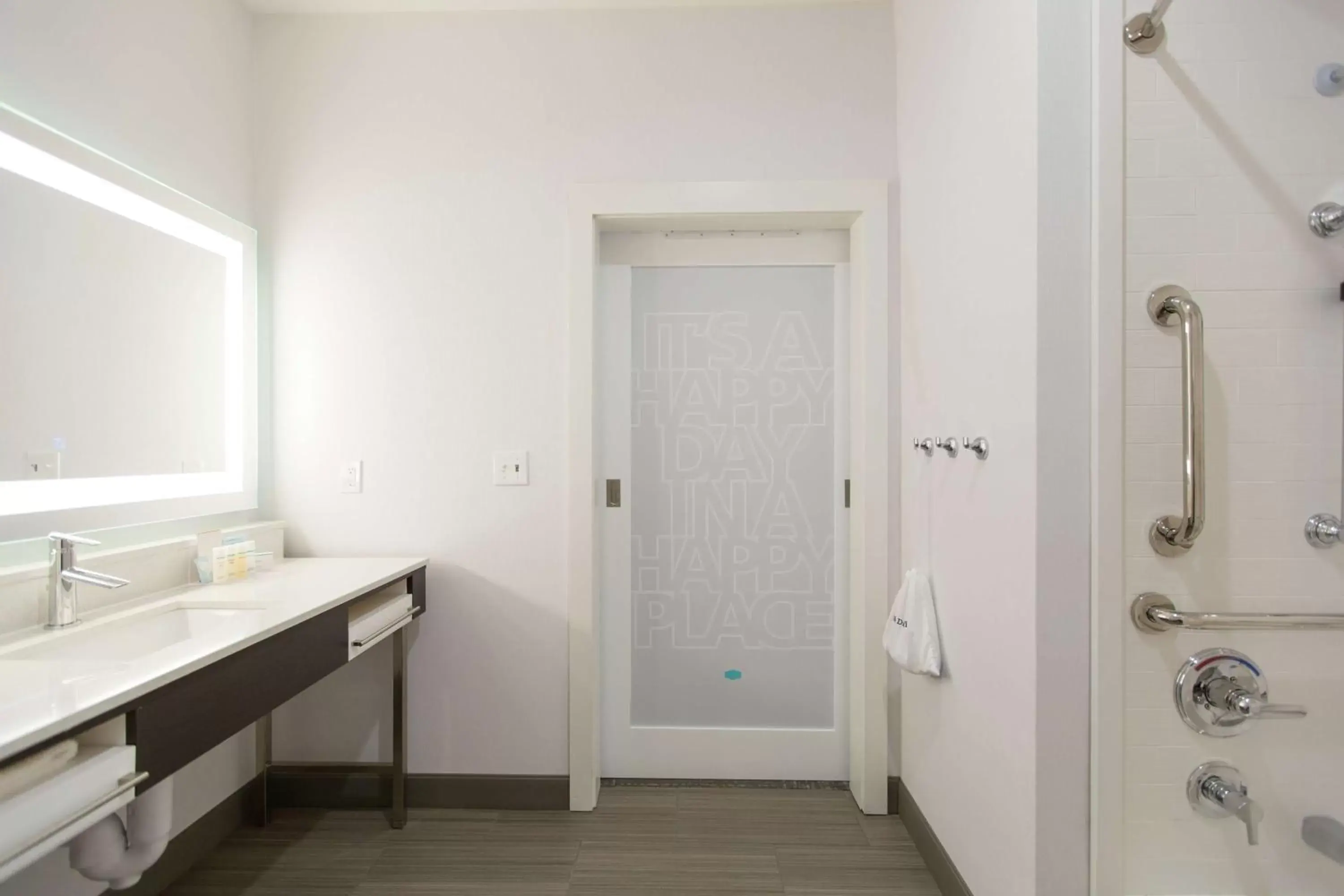 Bathroom in Hampton Inn & Suites Stroud Bathroom in Hampton Inn & Suites Stroud