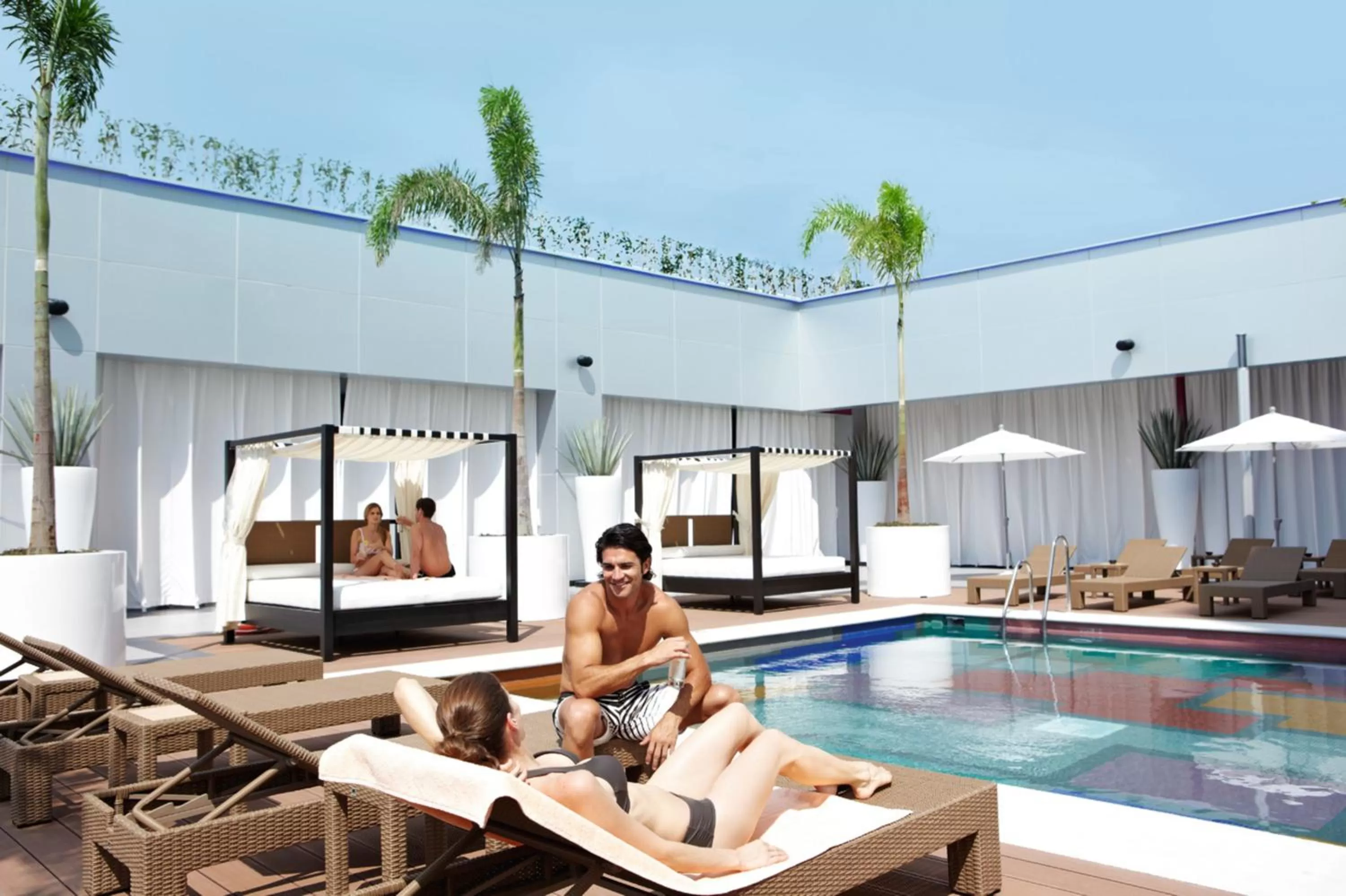 People in Riu Plaza Guadalajara