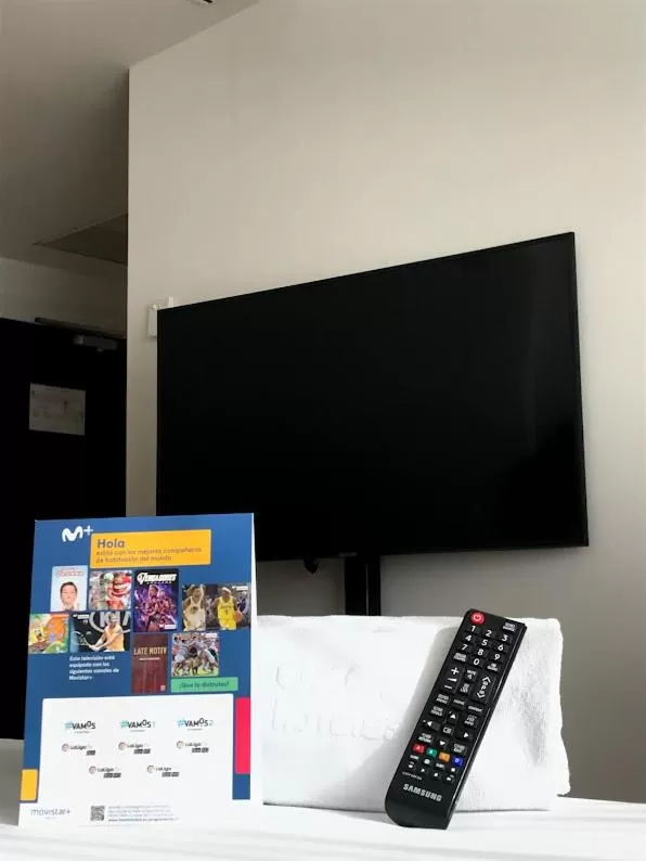 TV and multimedia in Axor Feria