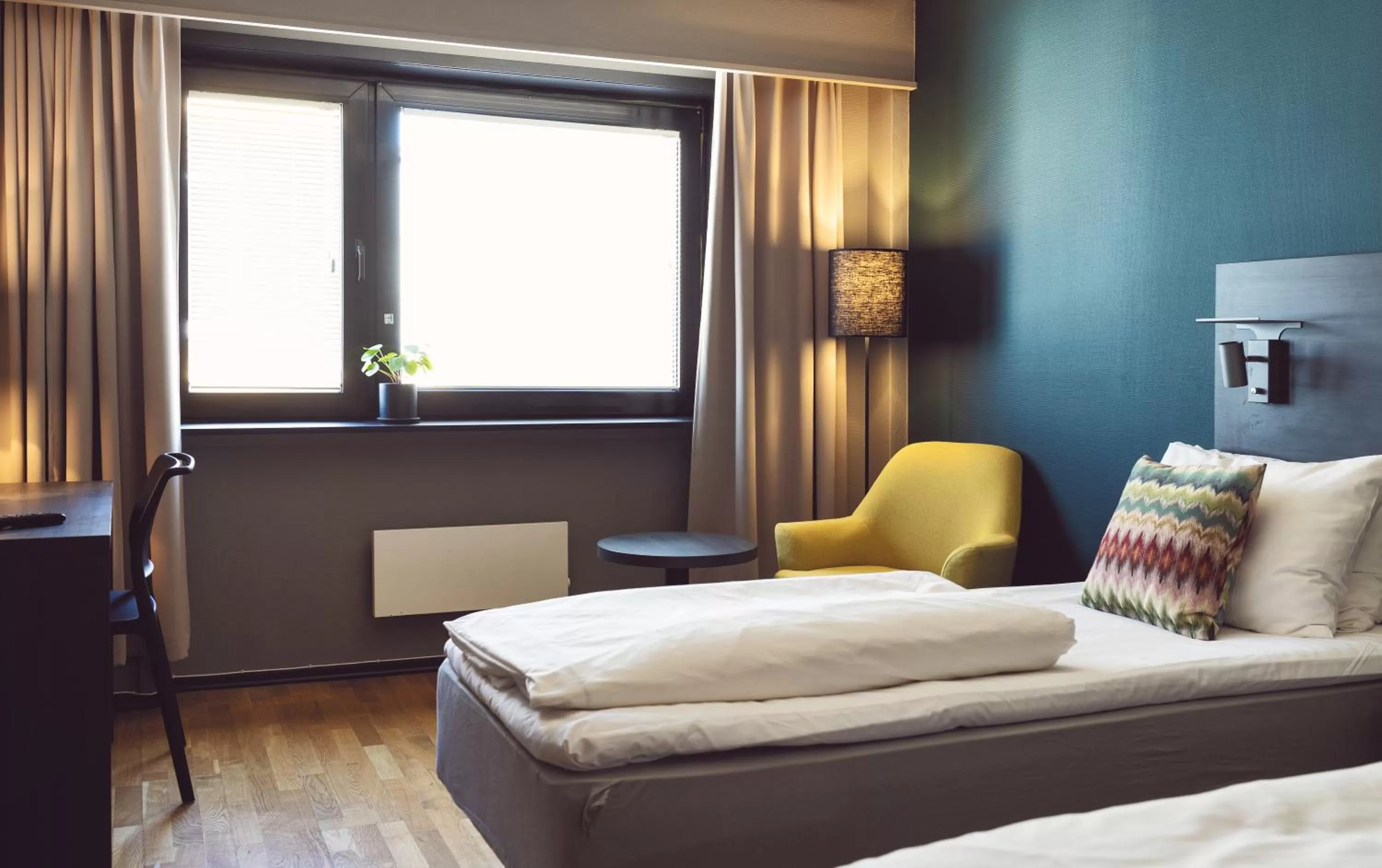 View (from property/room), Bed in Hotel Haugesund