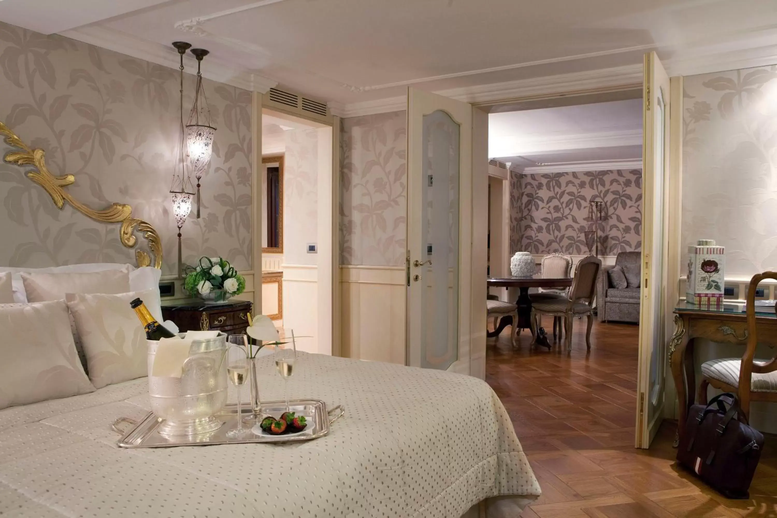 Suite in Baglioni Hotel Luna - The Leading Hotels of the World