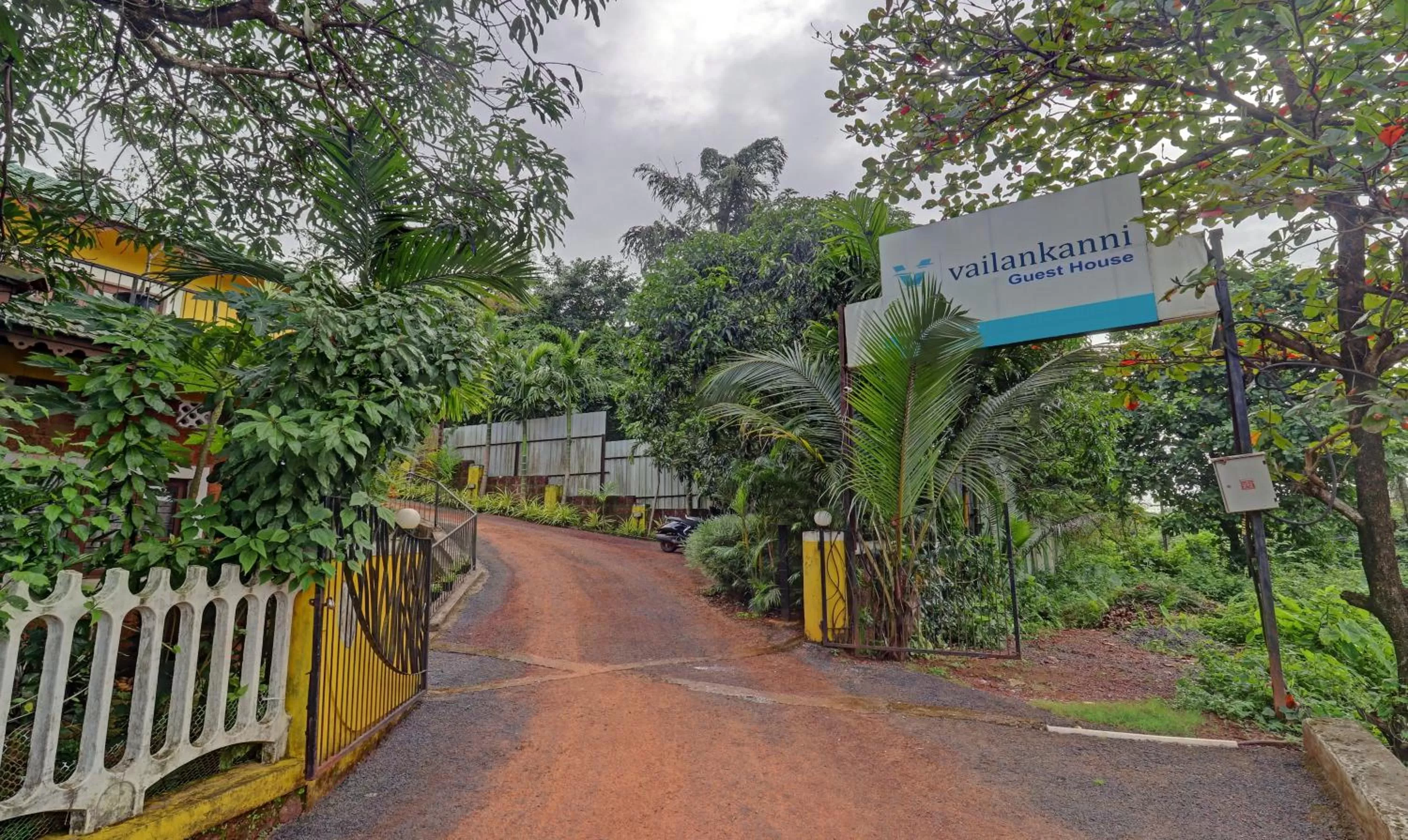 Facade/entrance in Itsy Hotels Vailankanni Natures Inn
