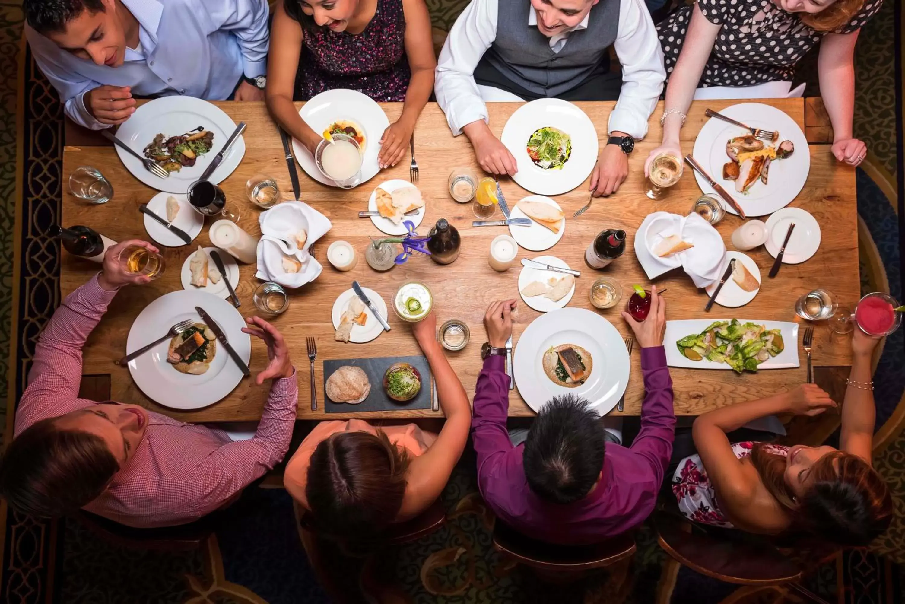 Restaurant/places to eat in Claremont Resort & Club Restaurant/places to eat in Claremont Resort & Club