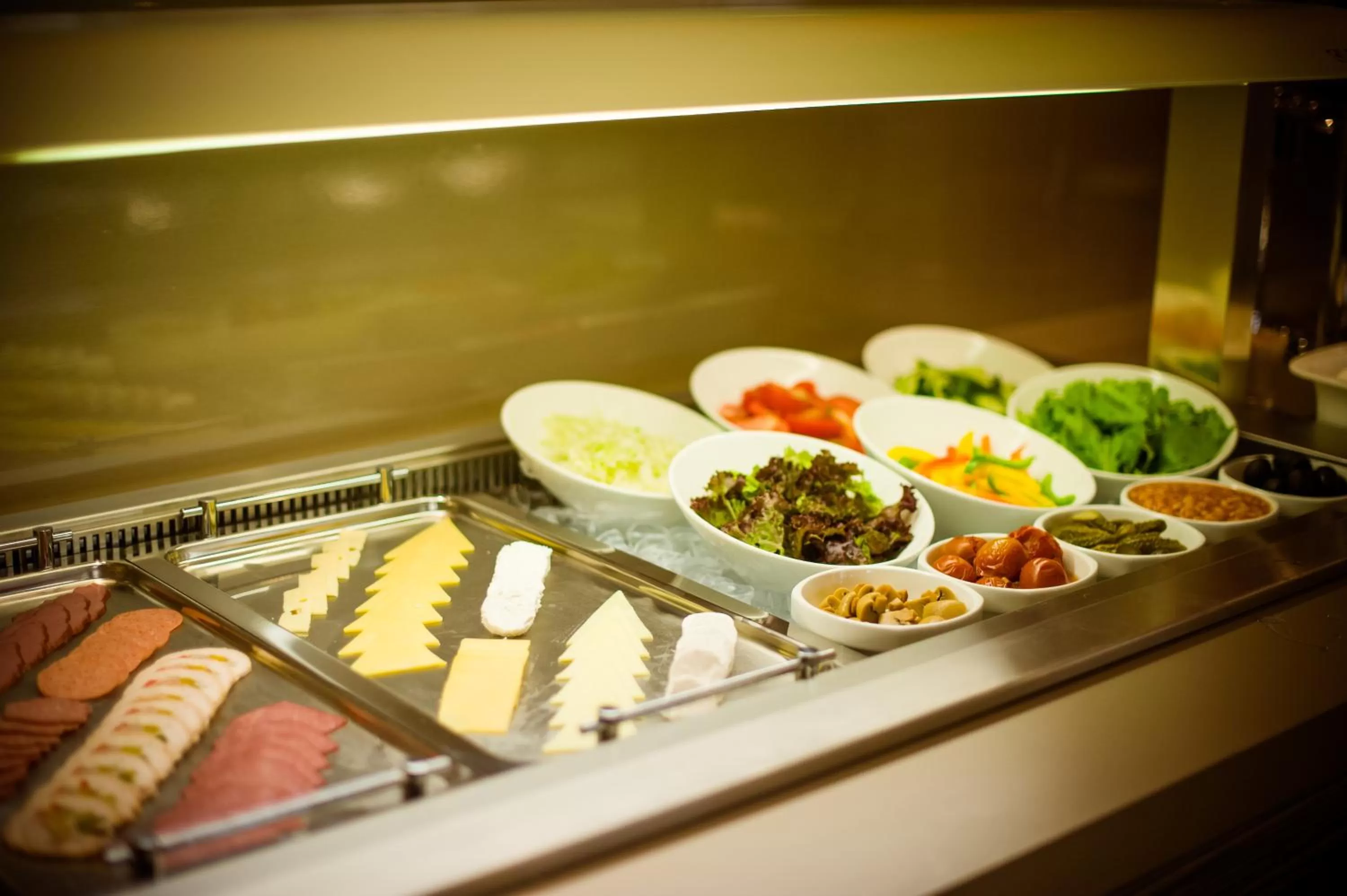 Restaurant/places to eat in Ibis Astana