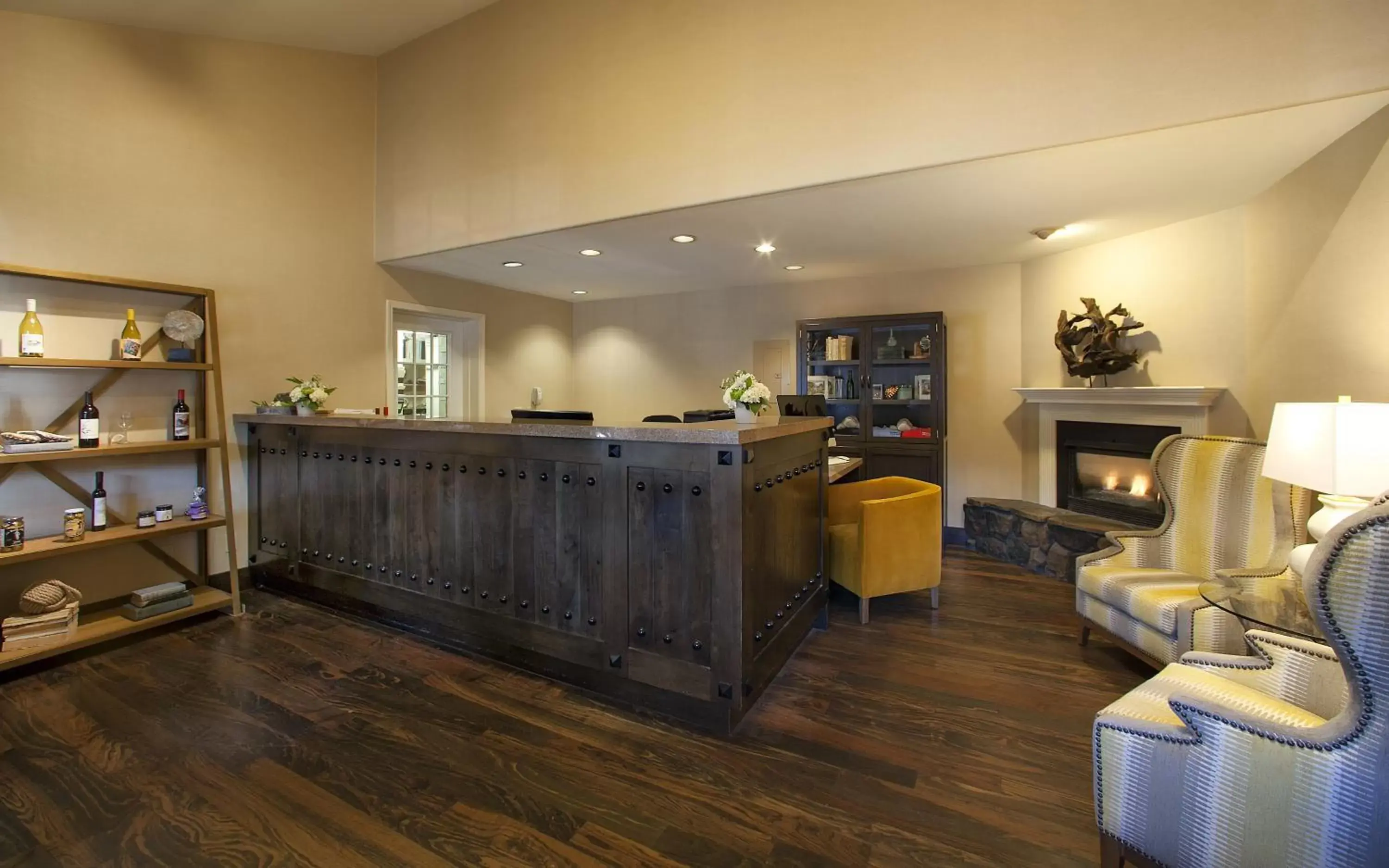 Lobby or reception in Fogcatcher Inn Lobby or reception in Fogcatcher Inn