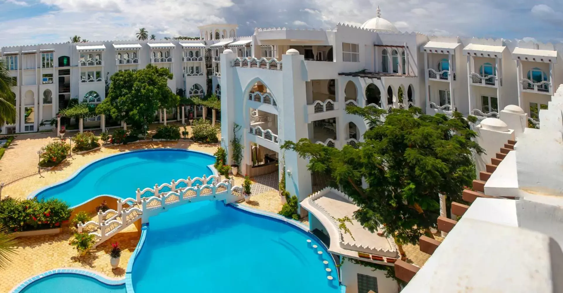 Pool View in Madinat Al Bahr Business & Spa Hotel