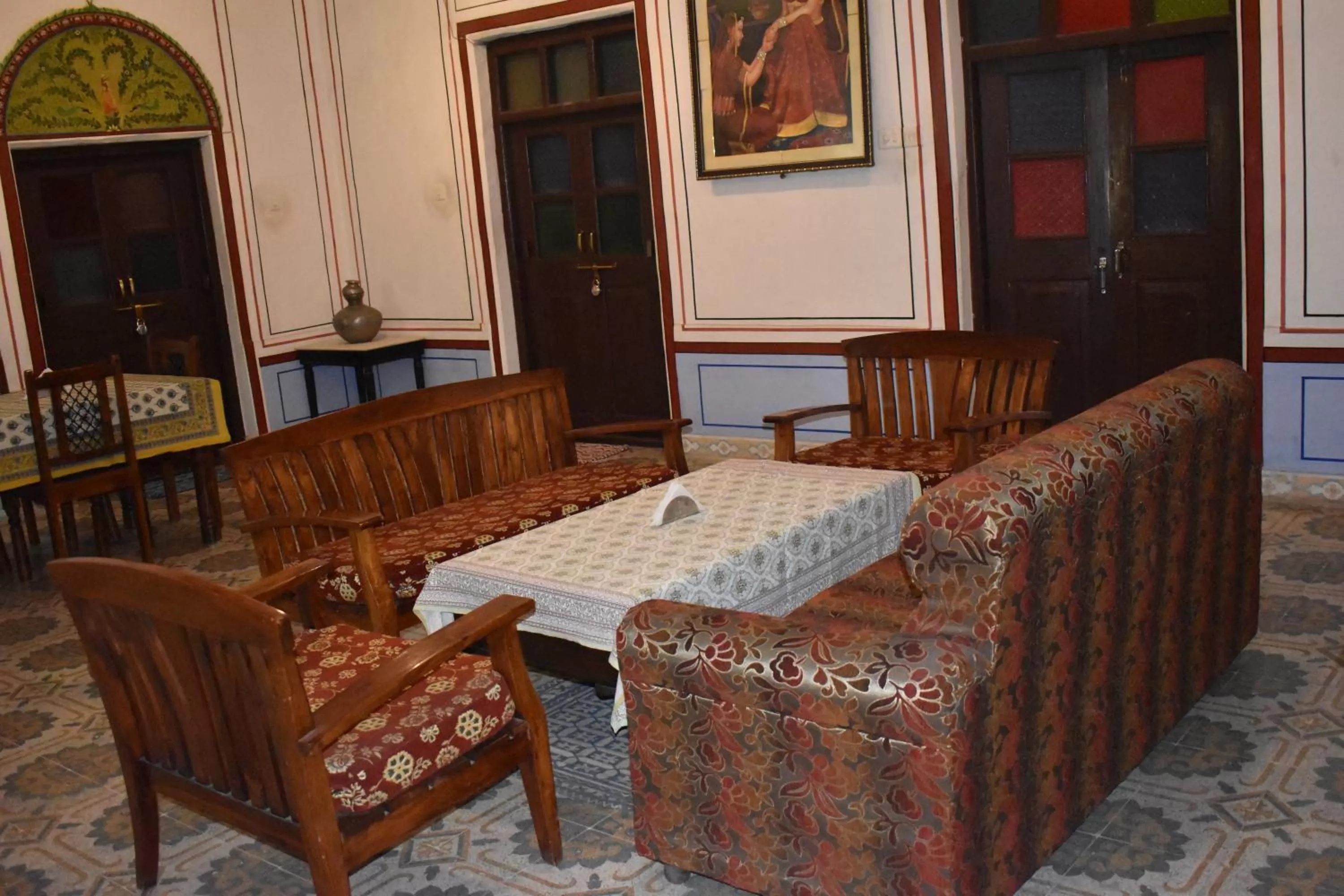 Lounge or bar in Hotel Nawal Sagar Palace - Bundi