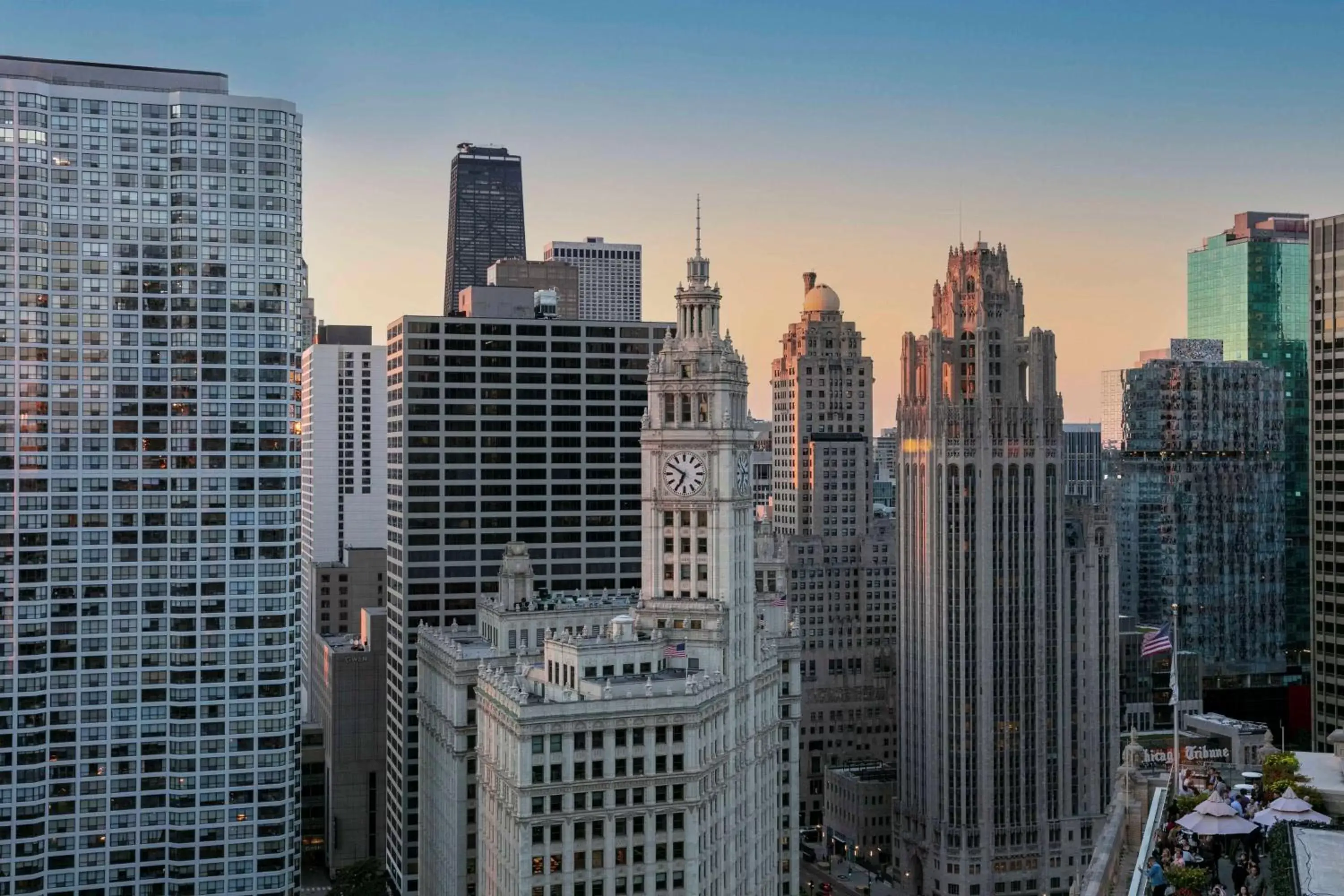 Property building in The Royal Sonesta Chicago Downtown