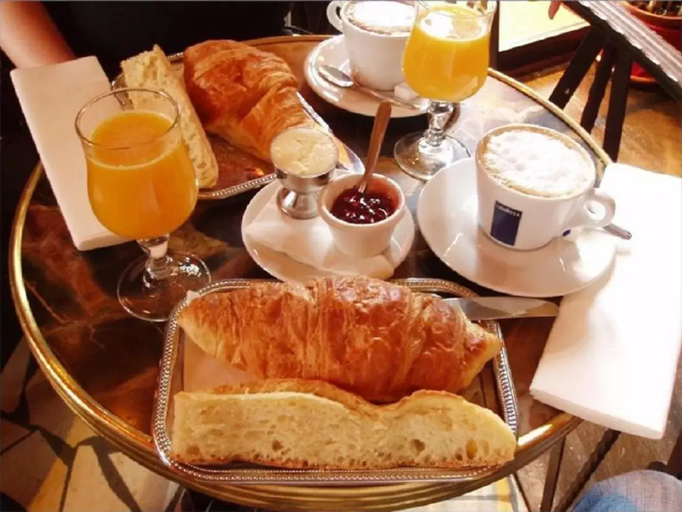 Breakfast in La Terrasse