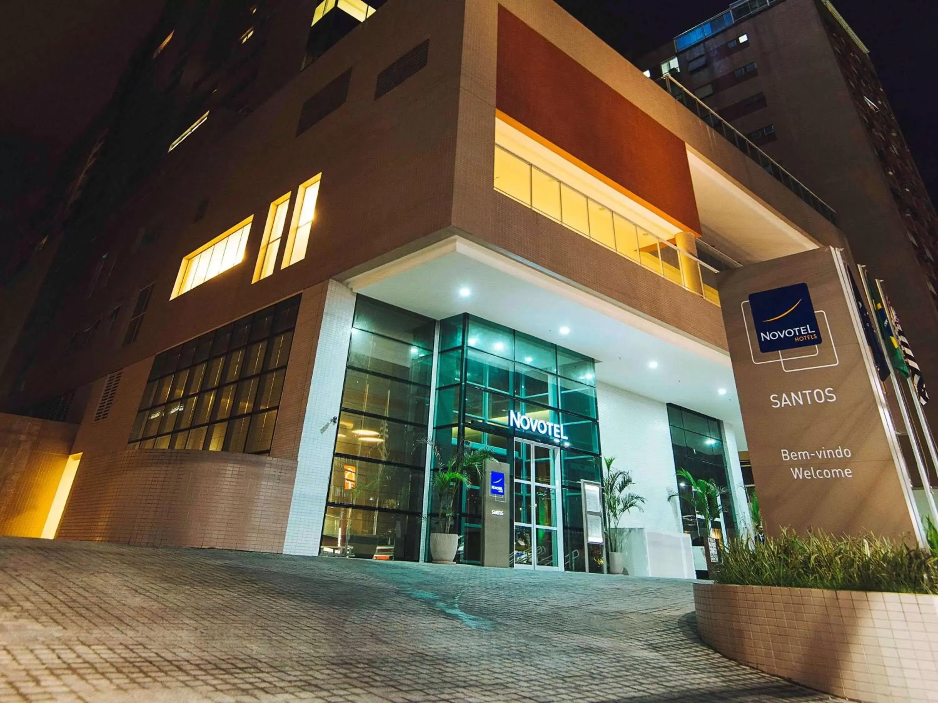 Property building in Novotel Santos Gonzaga