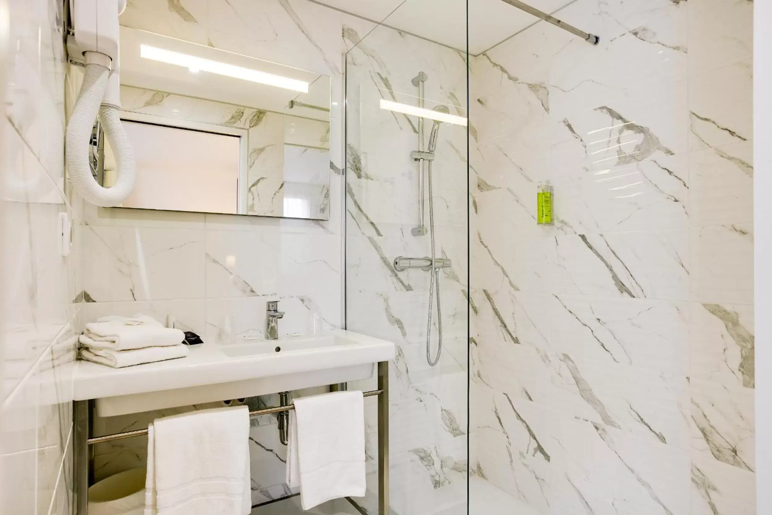 Shower, Bathroom in Brit Hotel Confort Loches