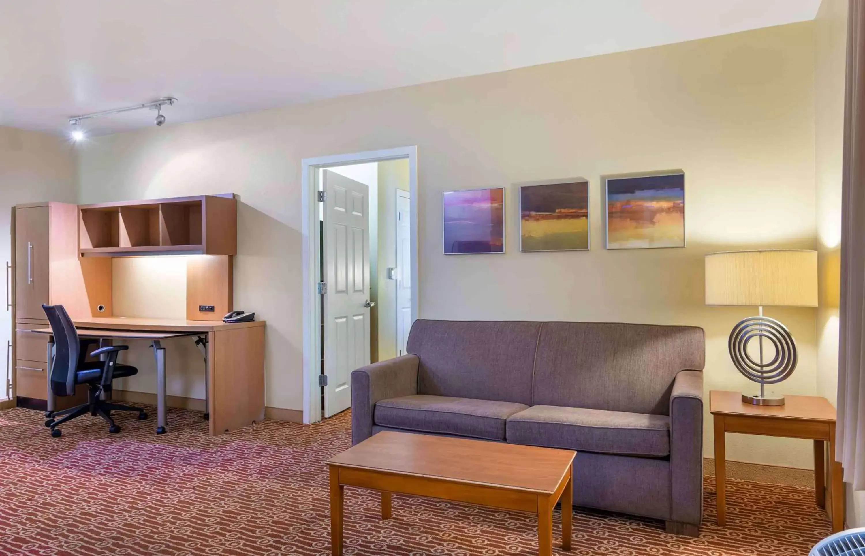Bedroom, Seating Area in Extended Stay America Suites - Atlanta - Northlake