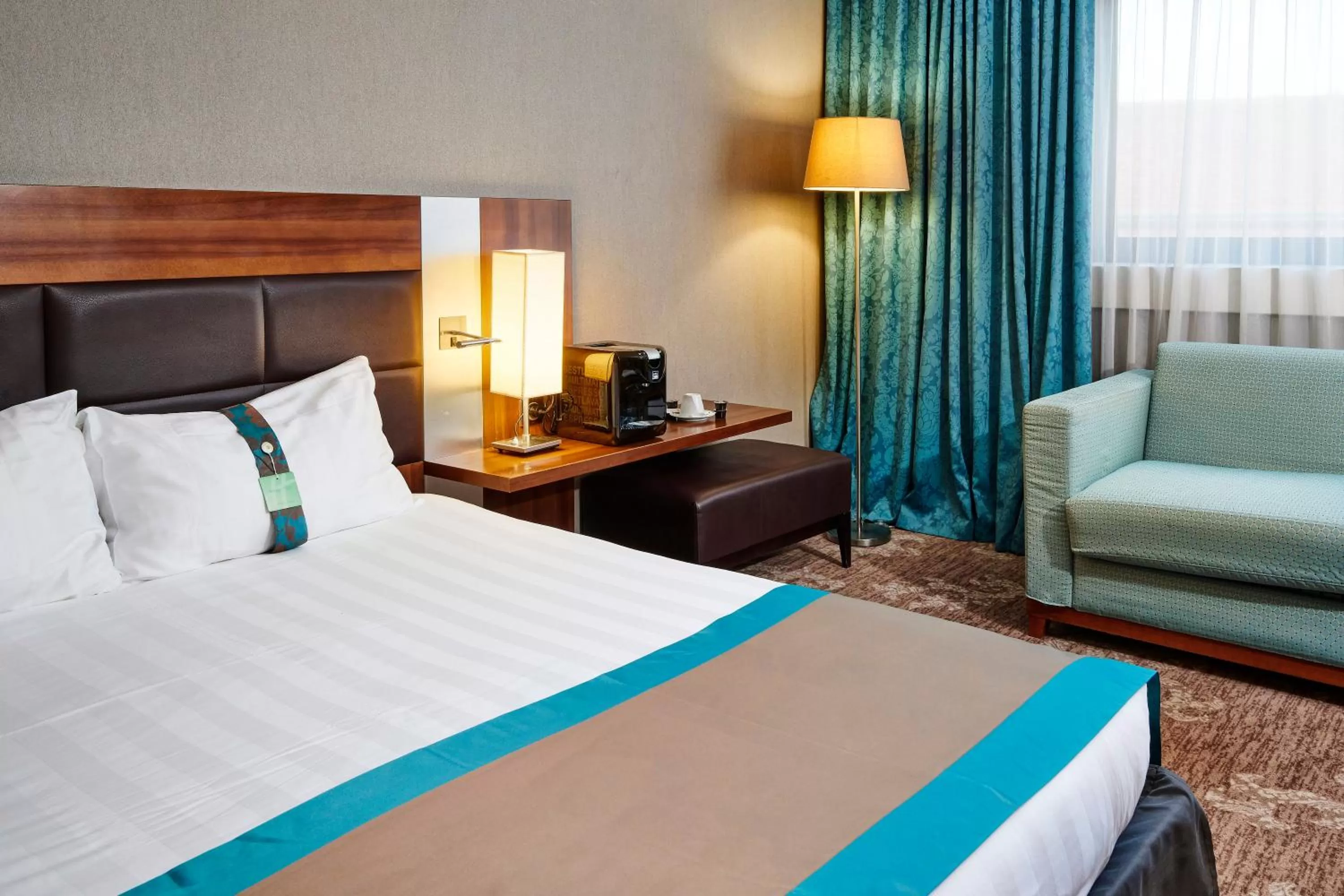 Photo of the whole room, Bed in Holiday Inn Nice by IHG