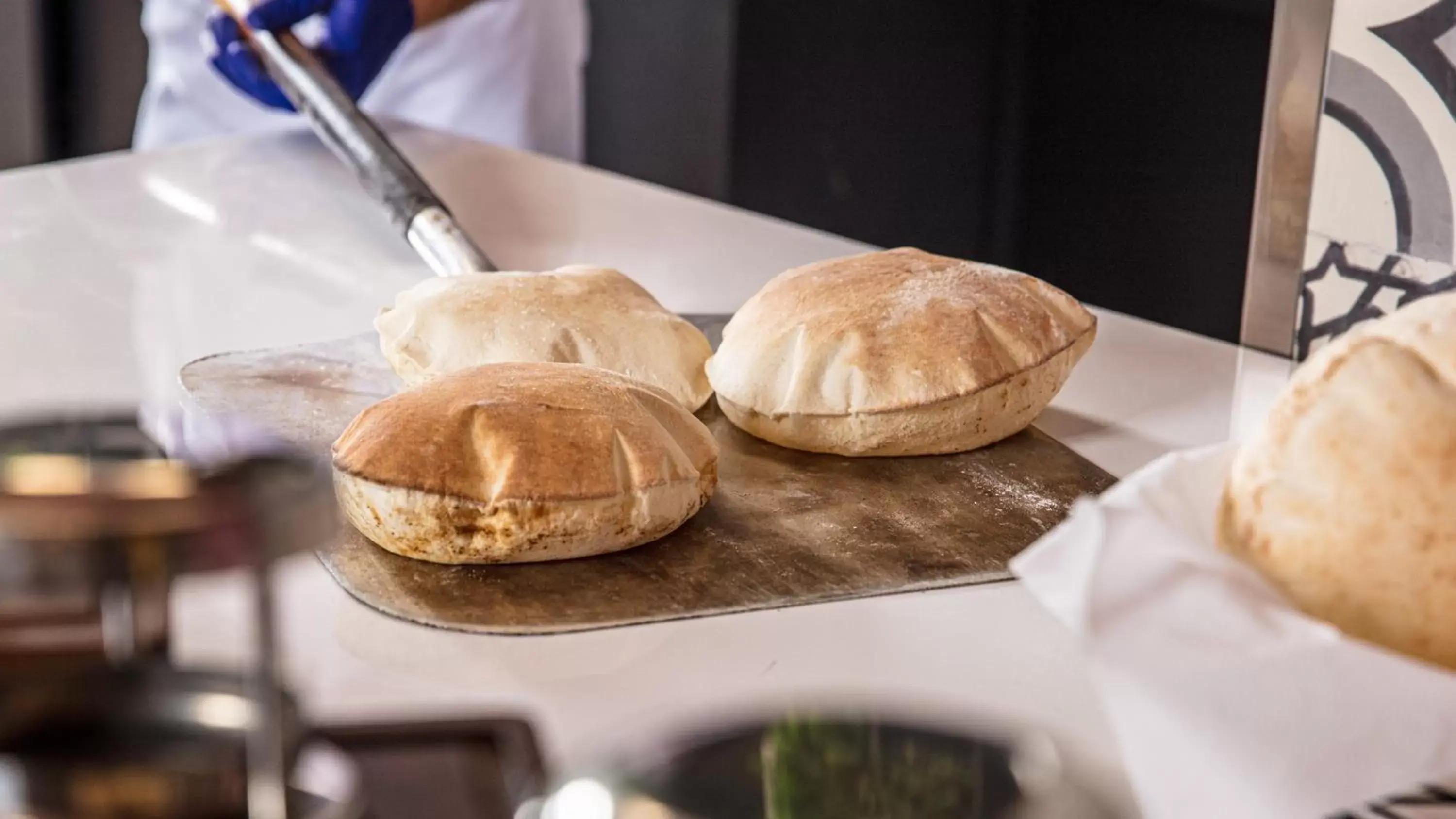 Restaurant/places to eat in The Abdali Boulevard Hotel Restaurant/places to eat in The Abdali Boulevard Hotel