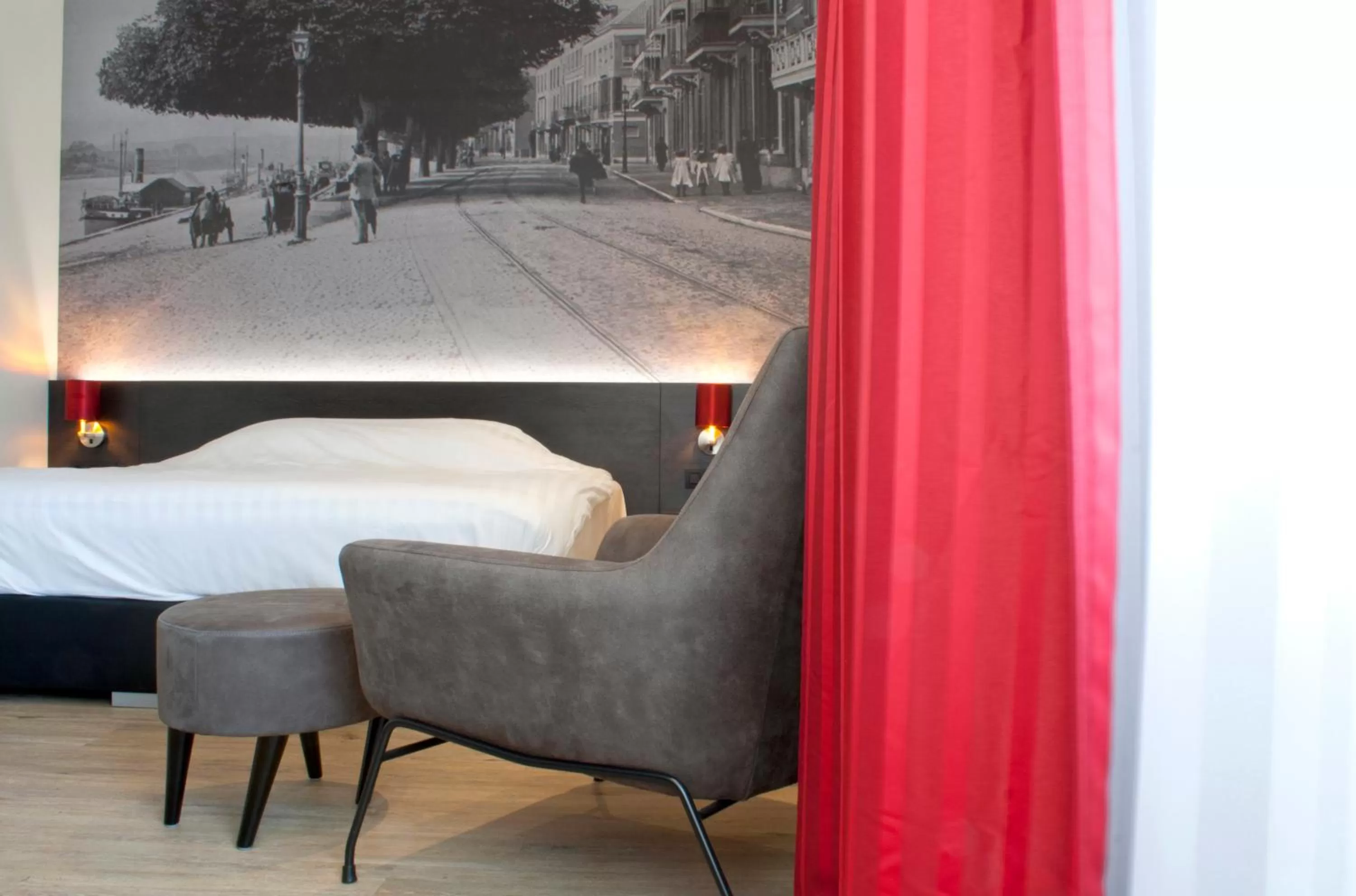 Photo of the whole room, Bed in Bastion Hotel Amsterdam Airport