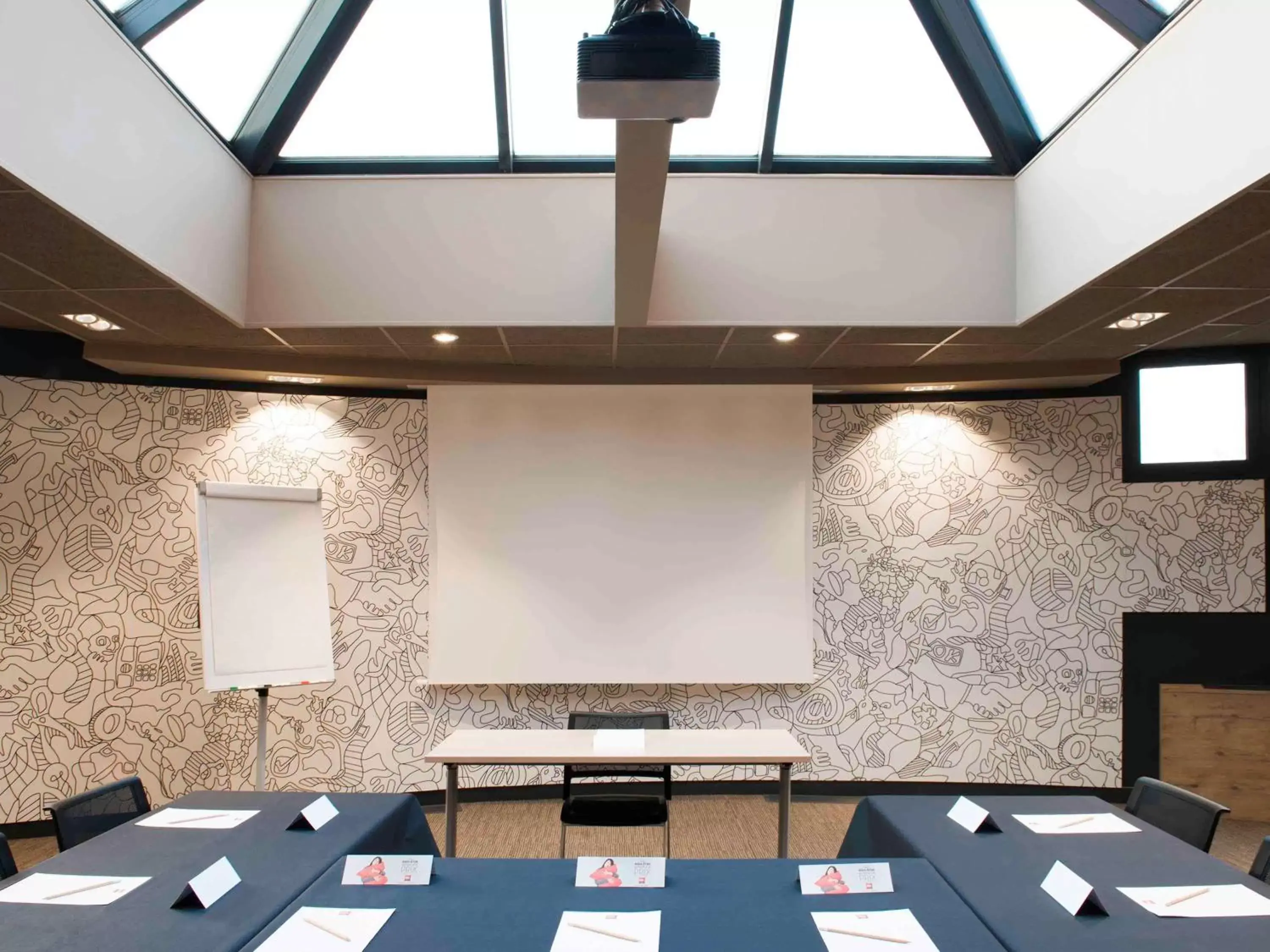 Business facilities in ibis Valence Sud