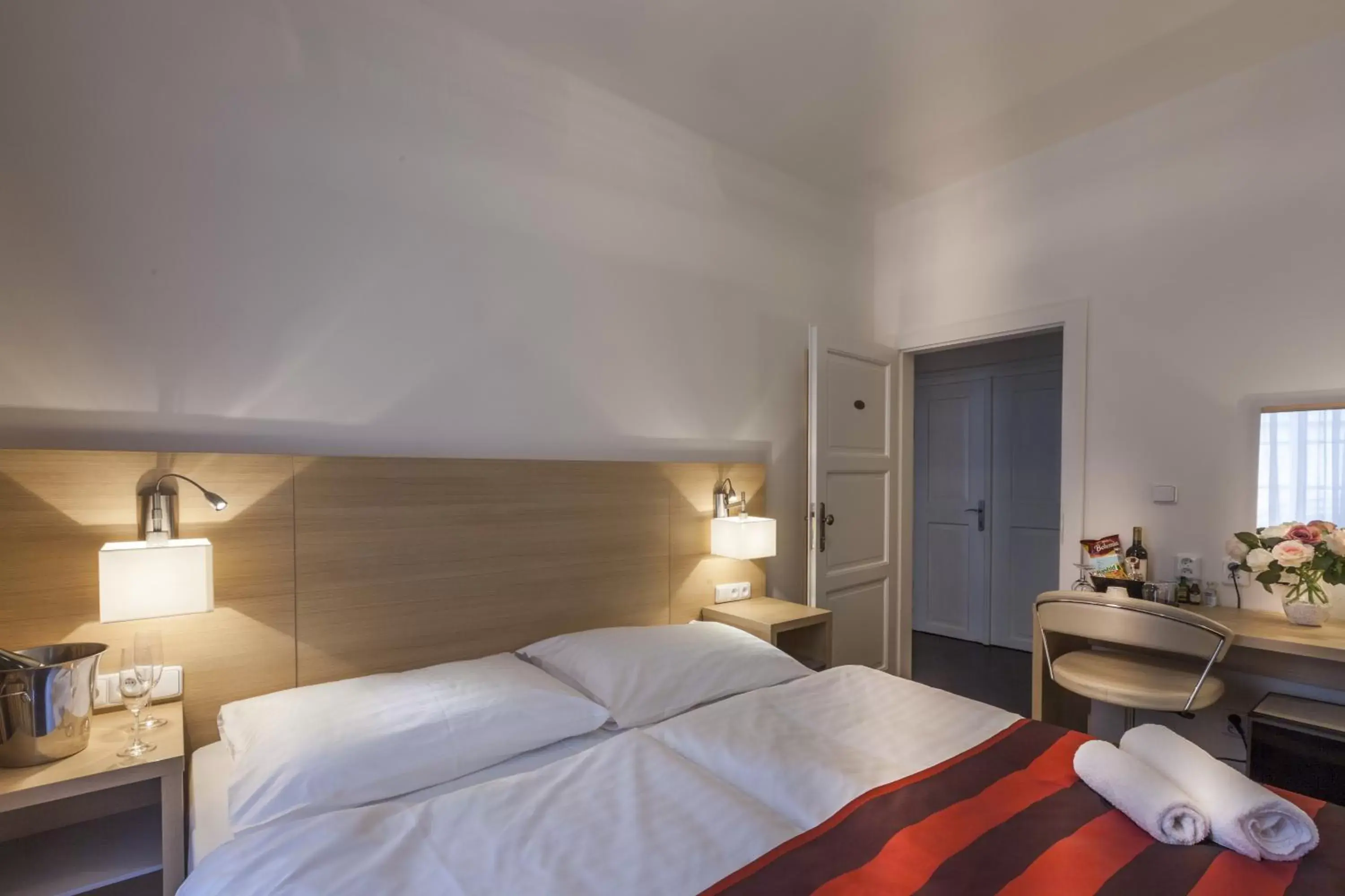 Family Two-Bedroom Suite in Little King Hotel U Malvaze Family Two-Bedroom Suite in Little King Hotel U Malvaze