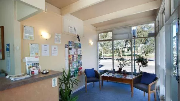 Lobby or reception in Parkville Motel